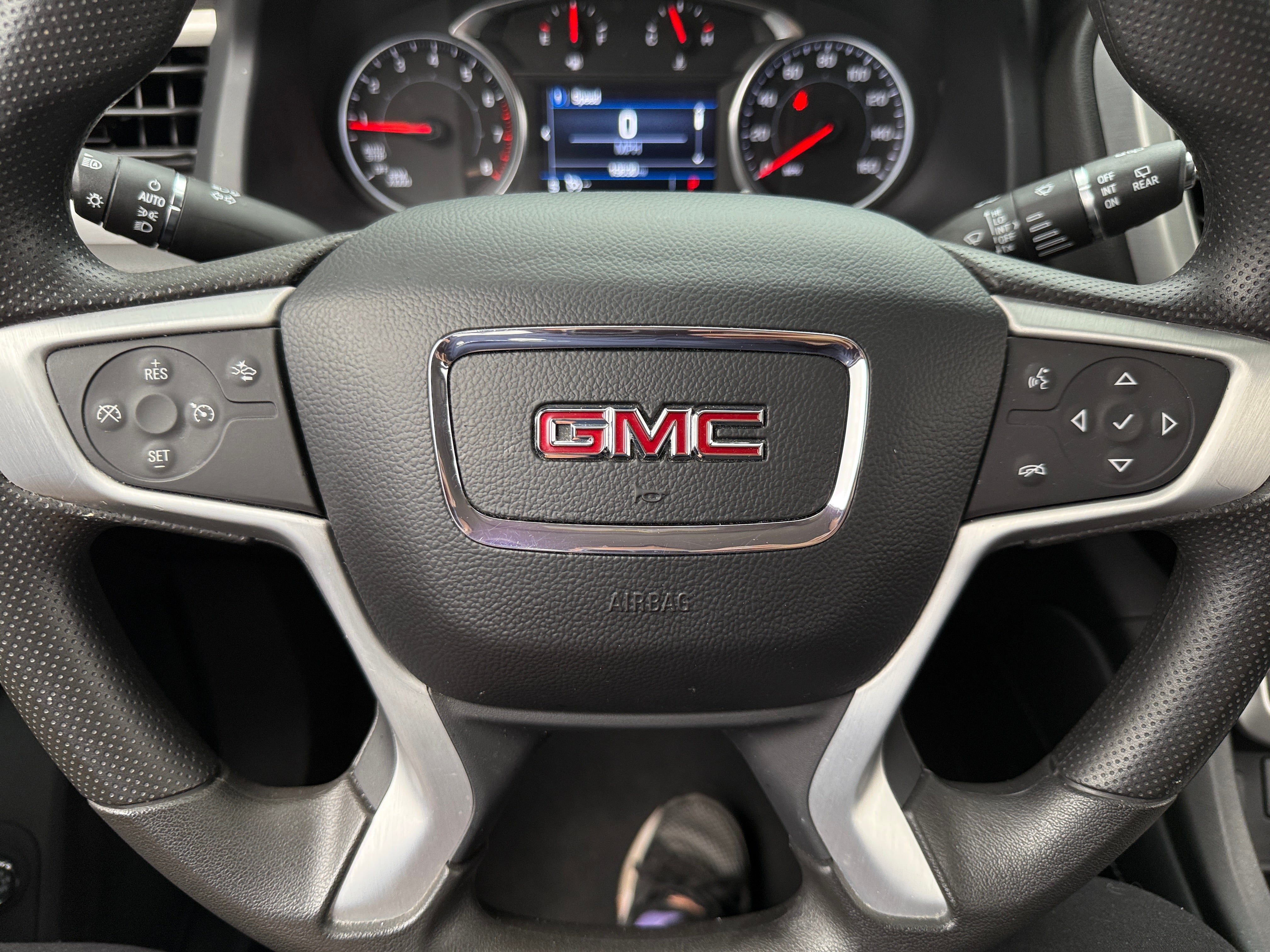 Thumbnail: 2023 GMC Acadia - 5