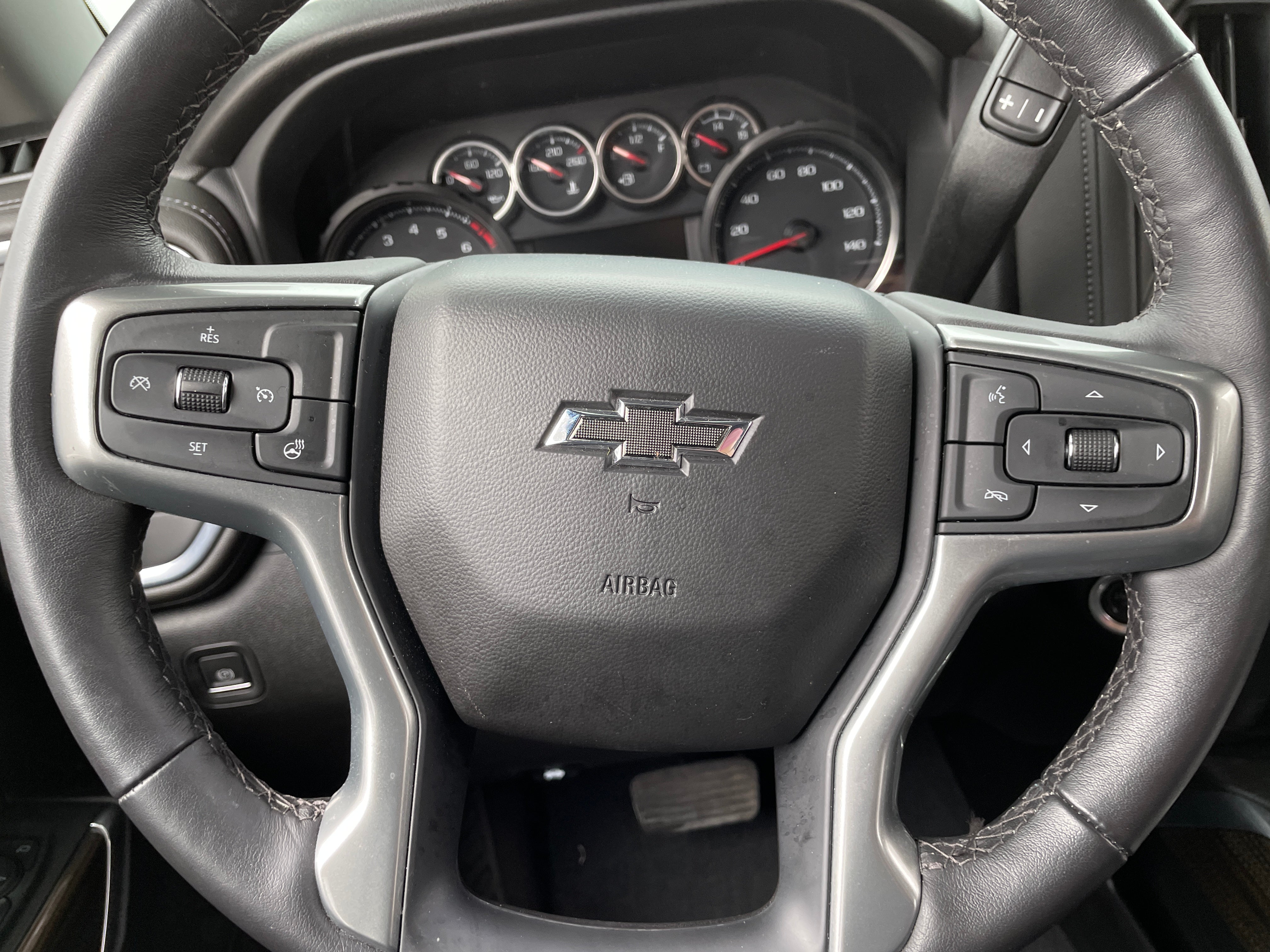 2022 Chevrolet Silverado 1500 Limited LT Trail Boss 5