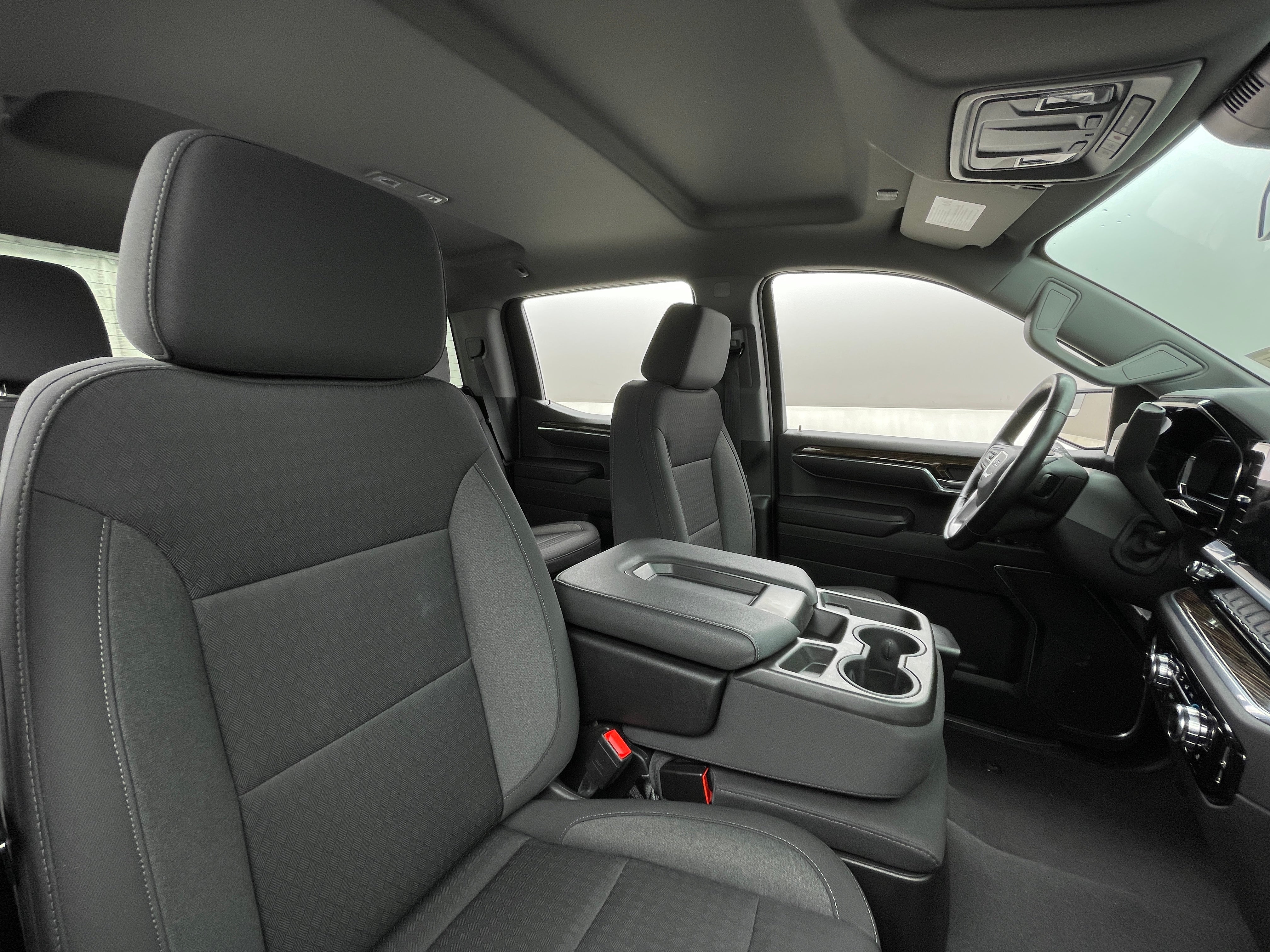 2023 GMC Sierra 1500 Elevation 2
