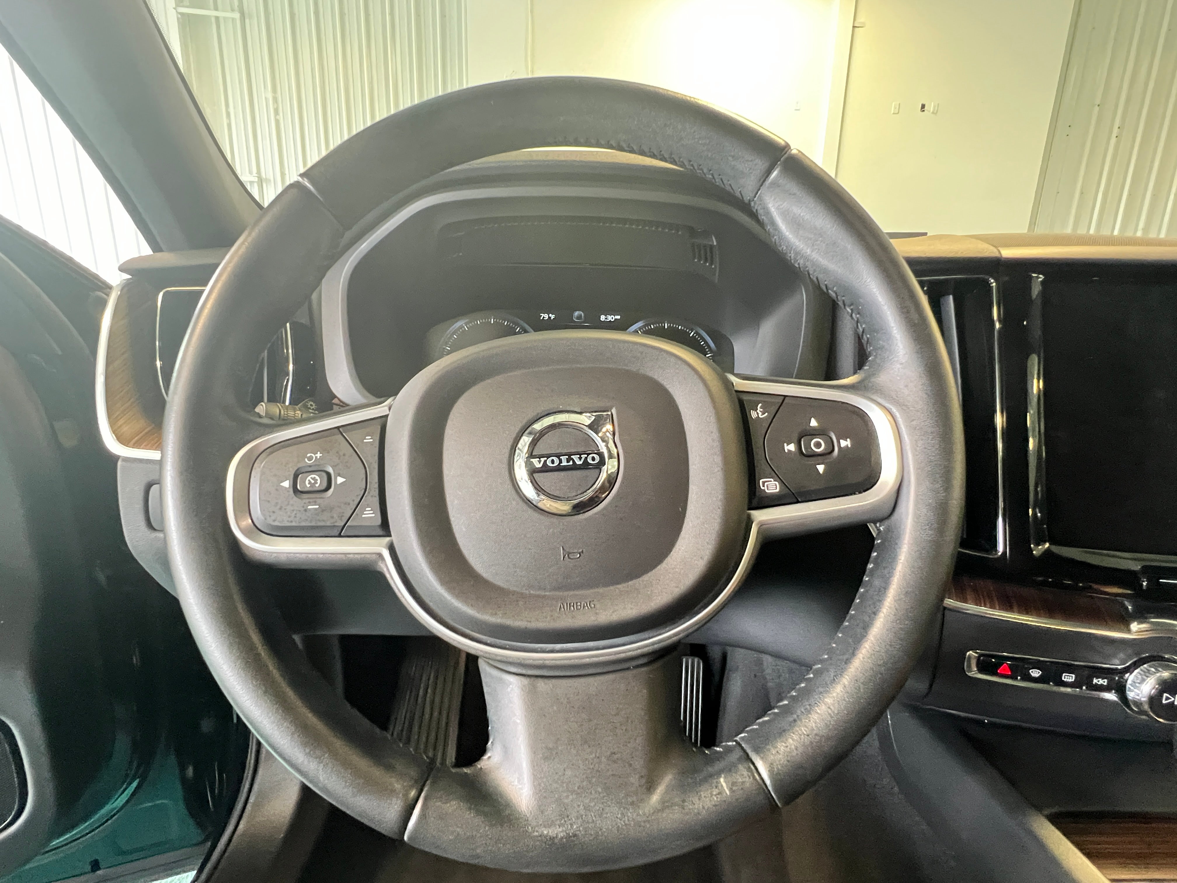 2021 Volvo XC60 T5 Momentum 4