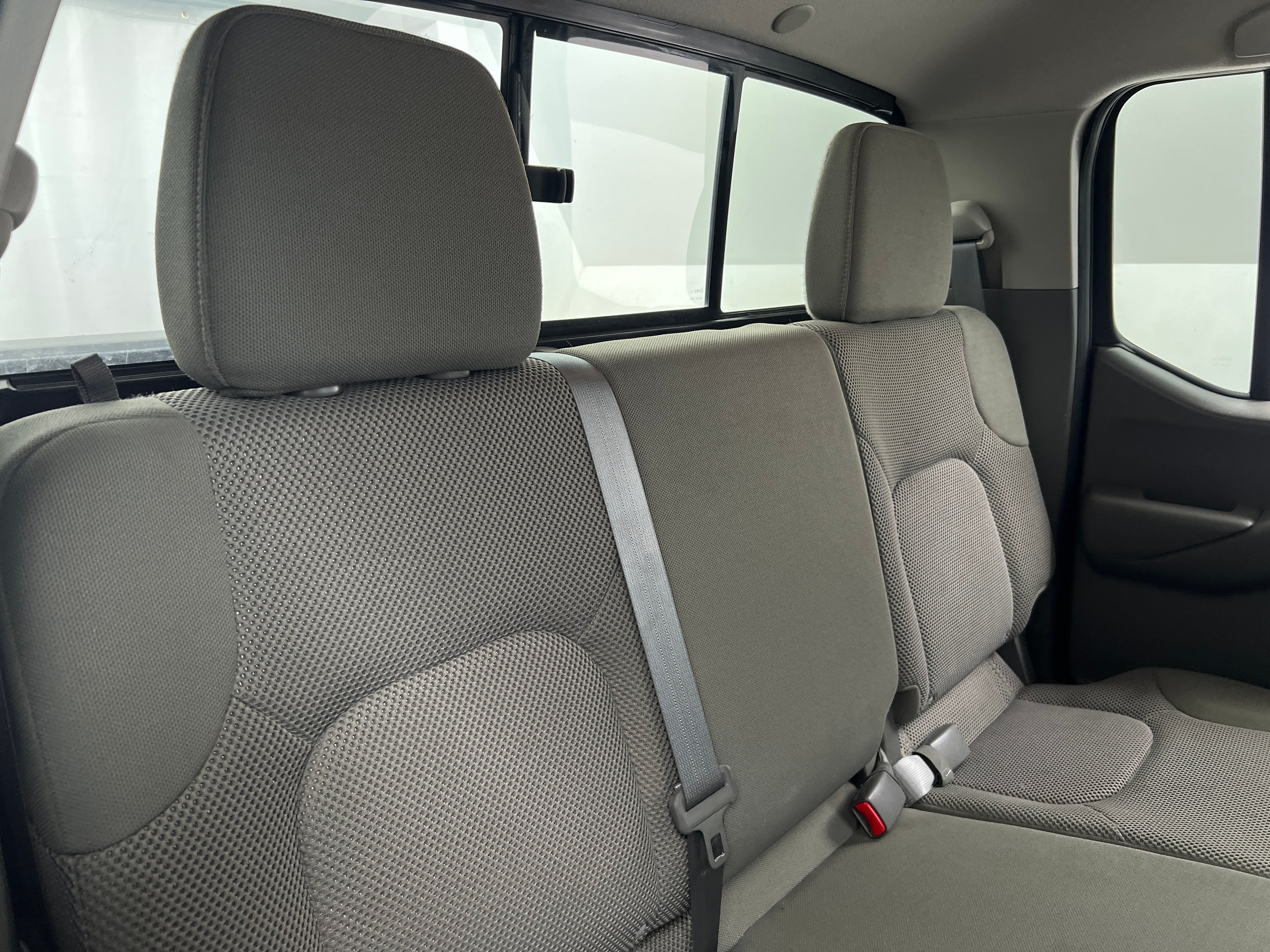 2020 Nissan Frontier SV 6