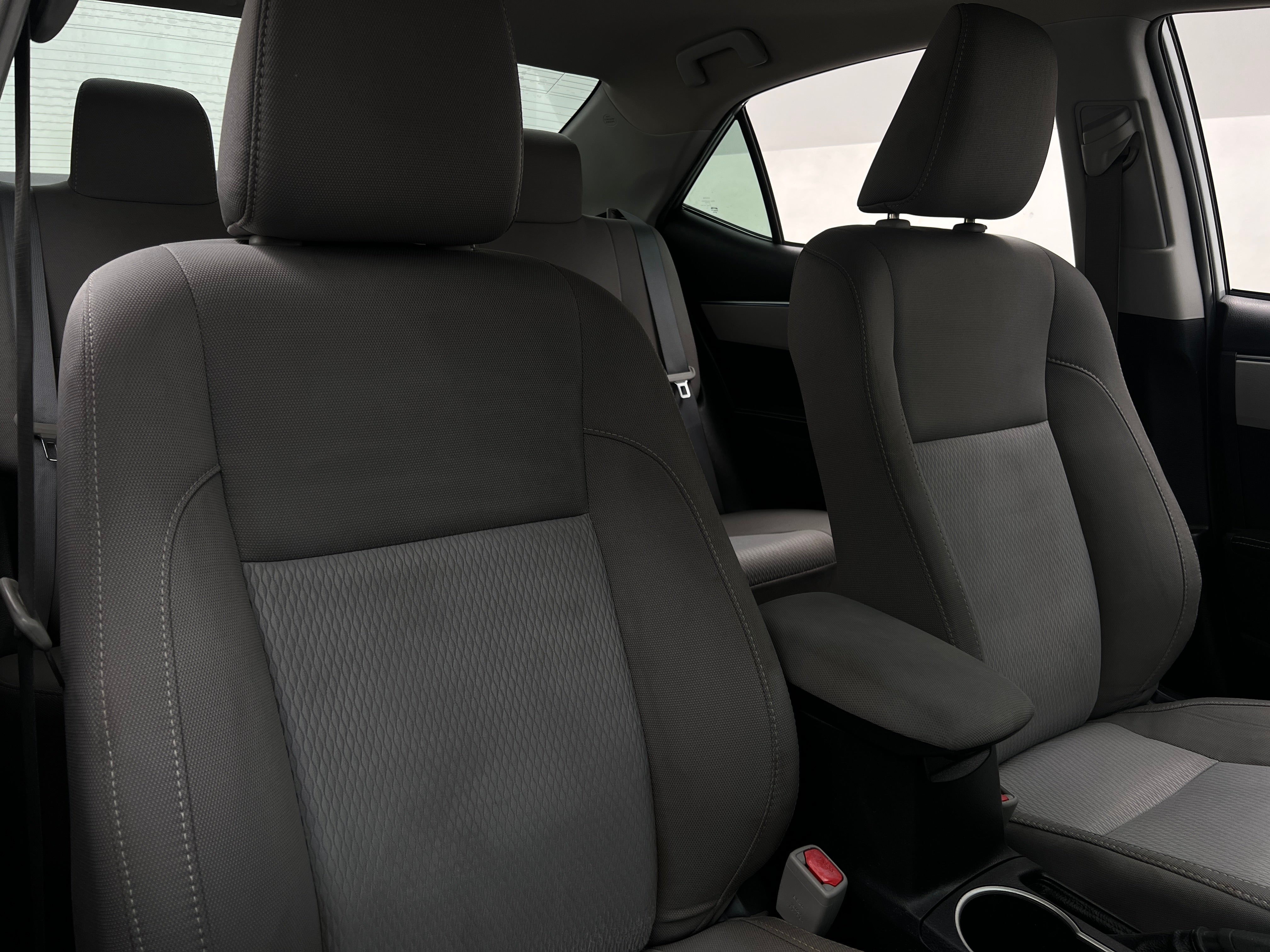 2016 Toyota Corolla LE 2
