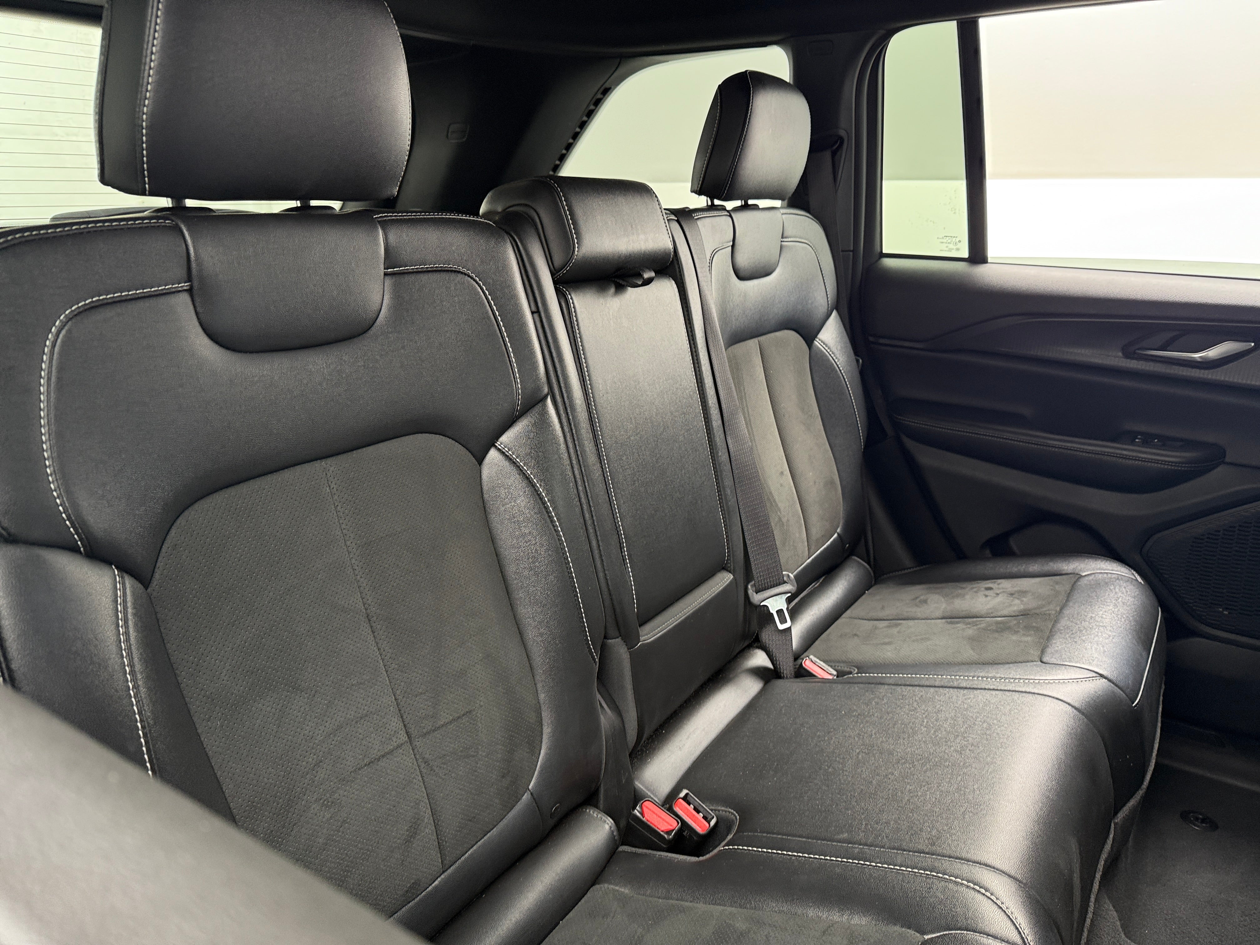 2024 Jeep Grand Cherokee Altitude 5