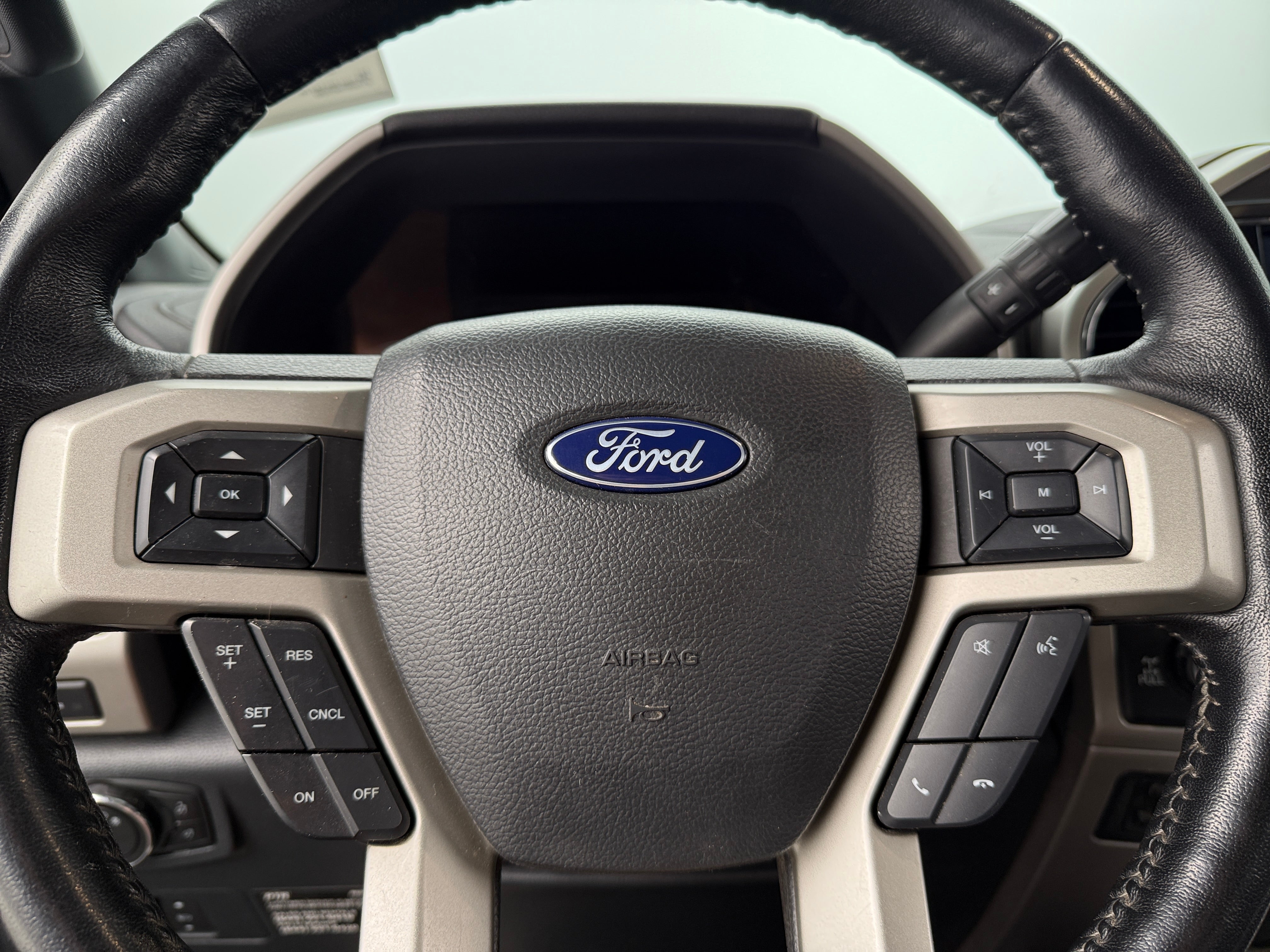 2022 Ford Econoline E-250 4