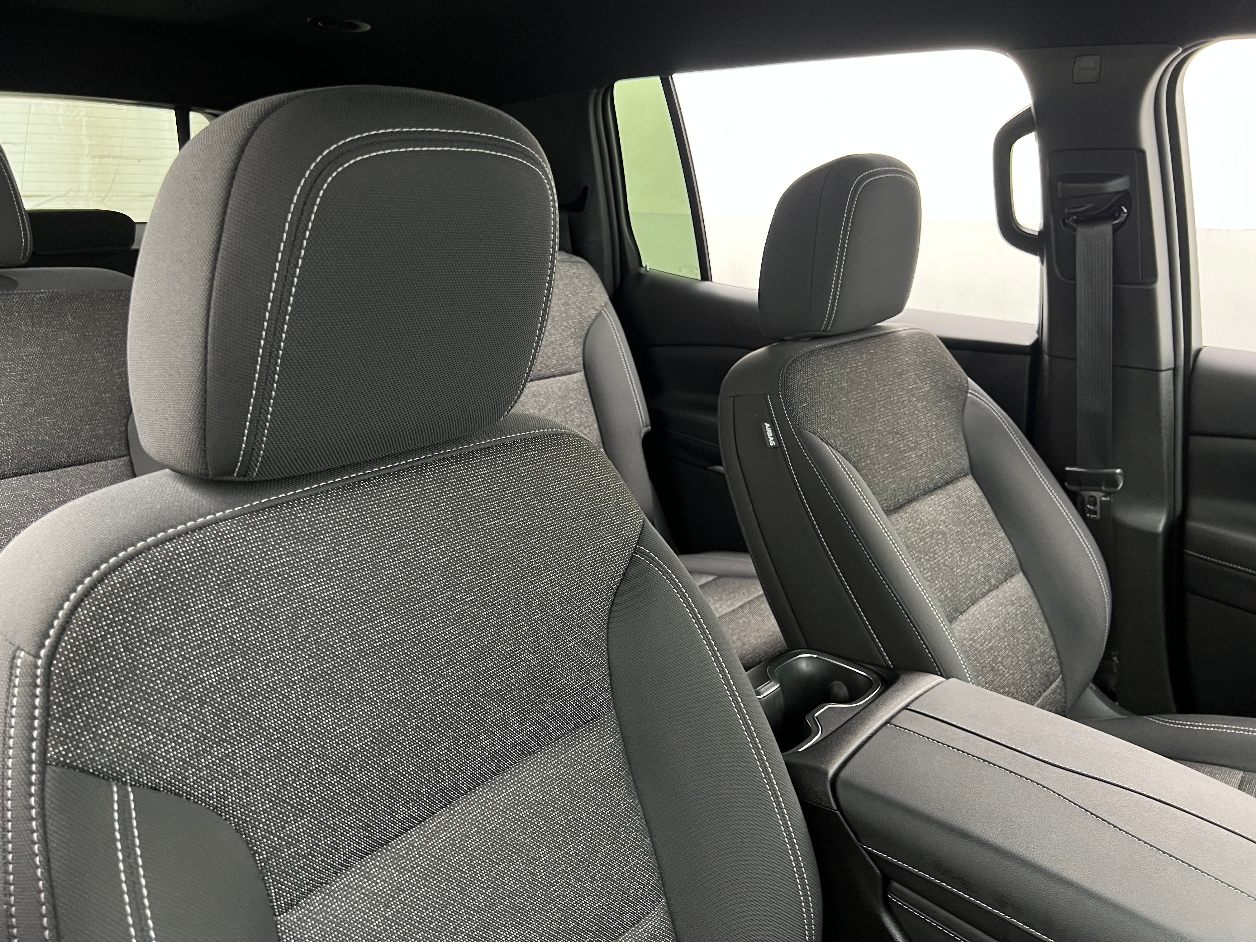 2024 Chevrolet Traverse LT 2