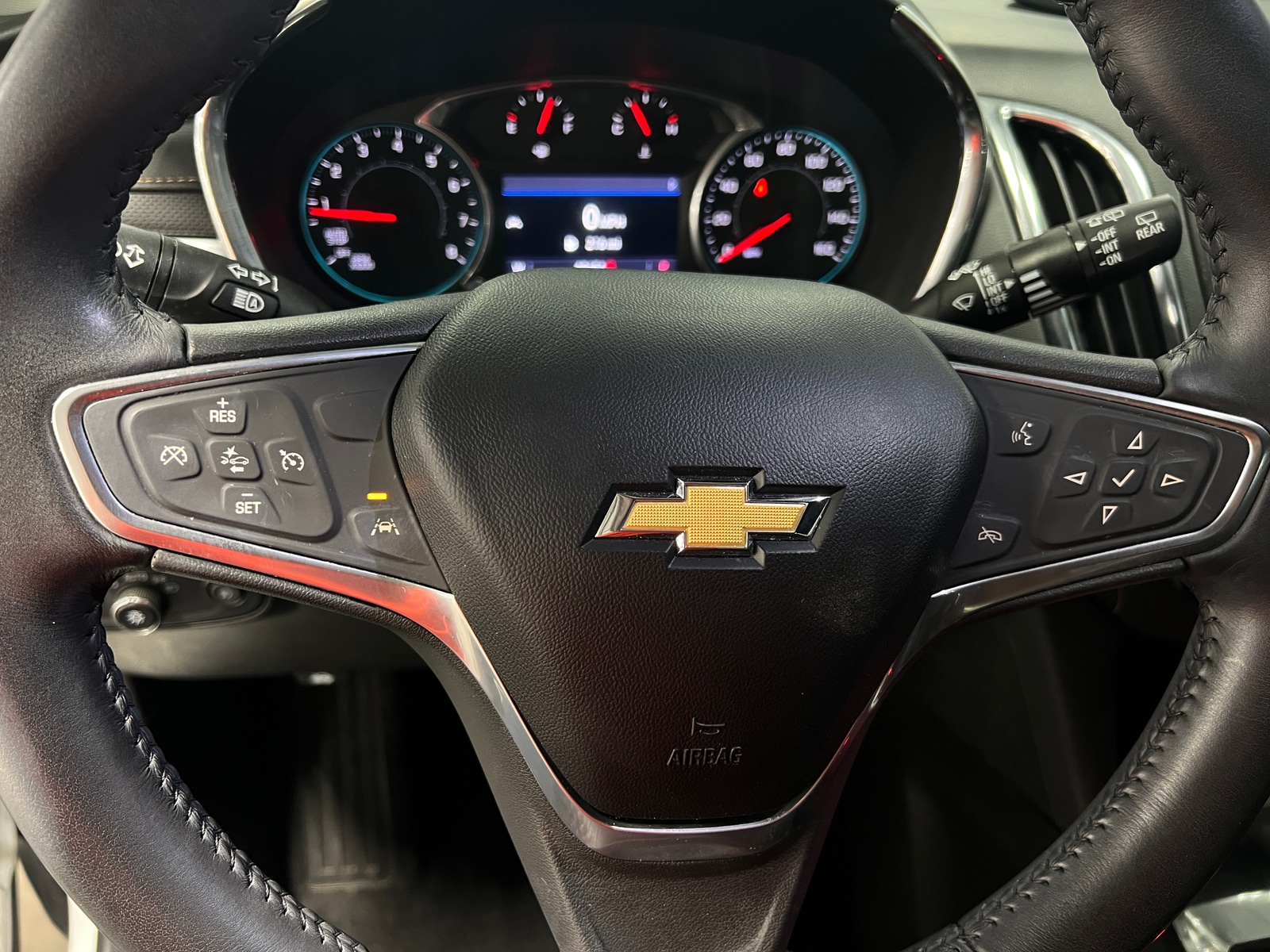 Thumbnail: 2021 Chevrolet Equinox - 4