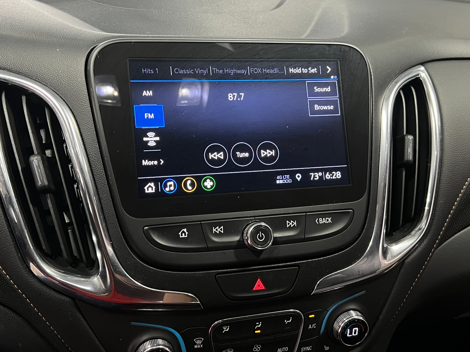 Thumbnail: 2021 Chevrolet Equinox - 3