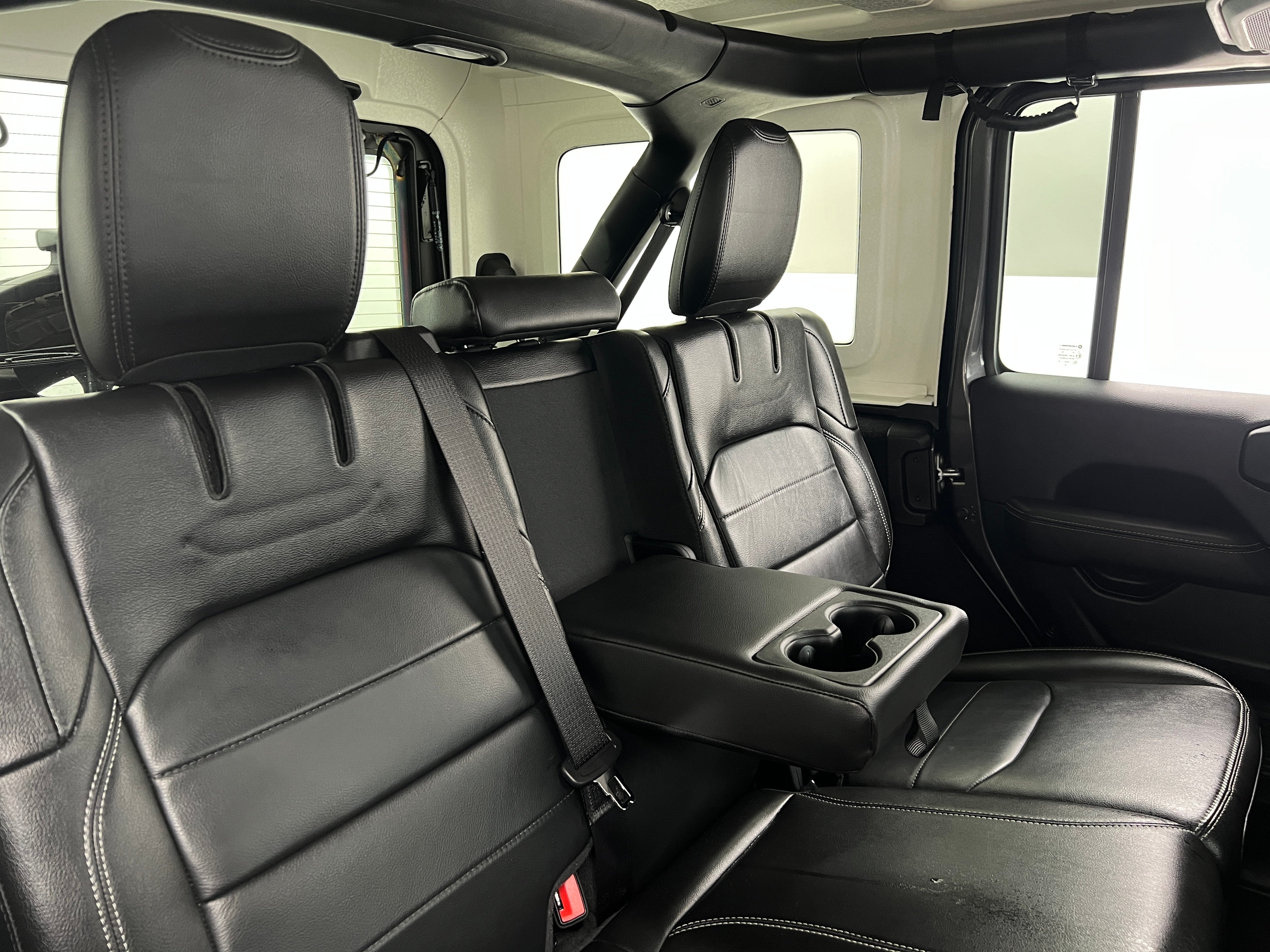 2021 Jeep Wrangler Unlimited Sahara 4xe 5