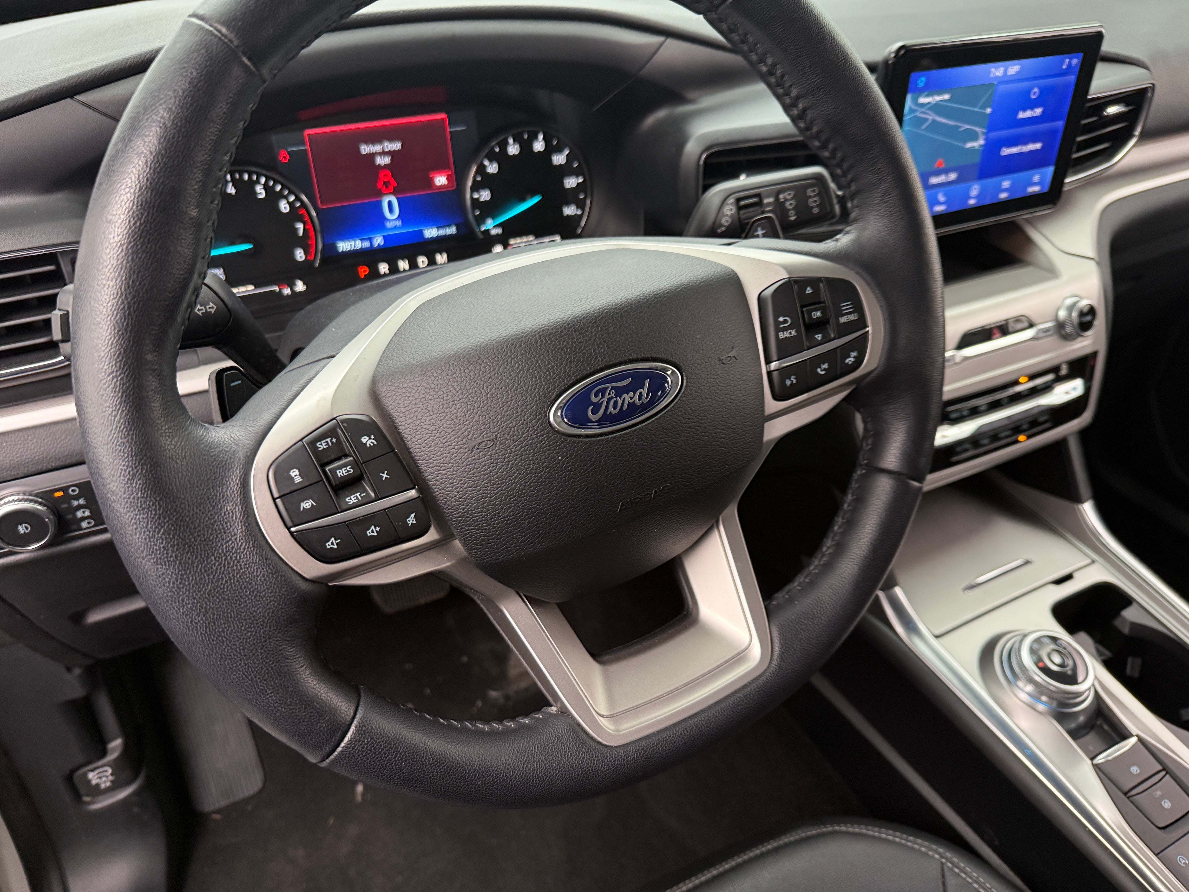 2021 Ford Explorer XLT 4