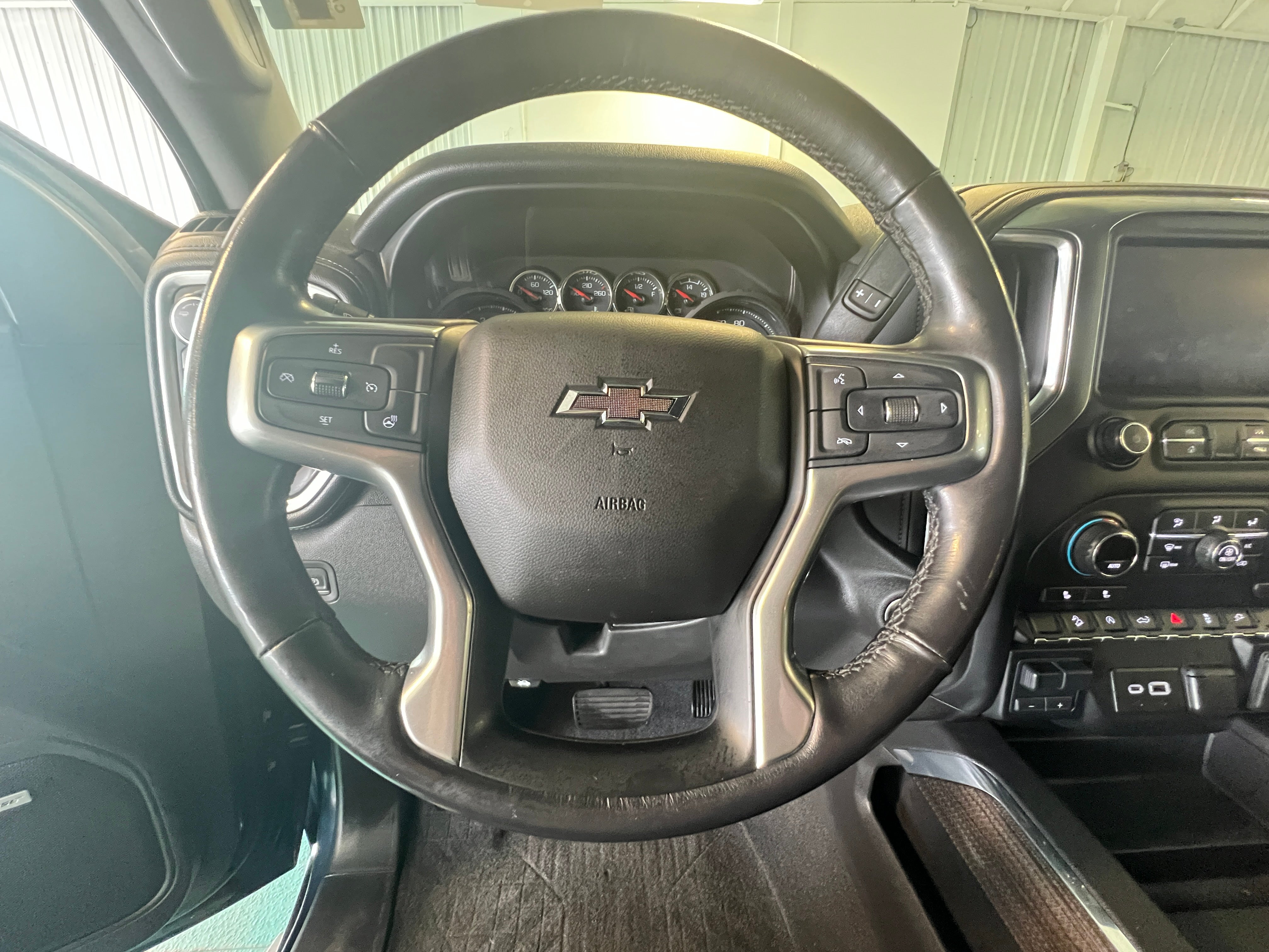 2020 Chevrolet Silverado 1500 RST 4