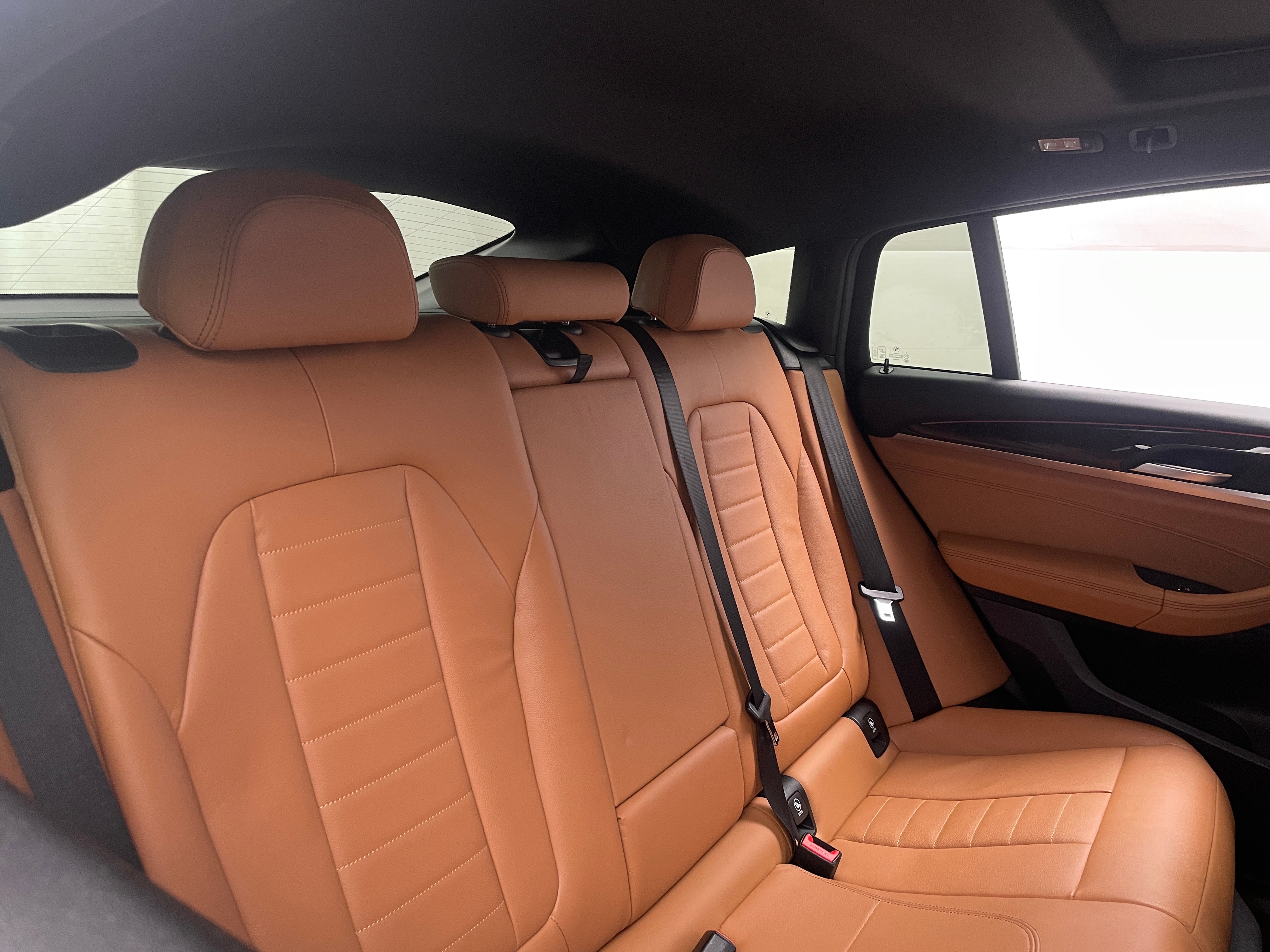 2019 BMW X4 xDrive30i 5