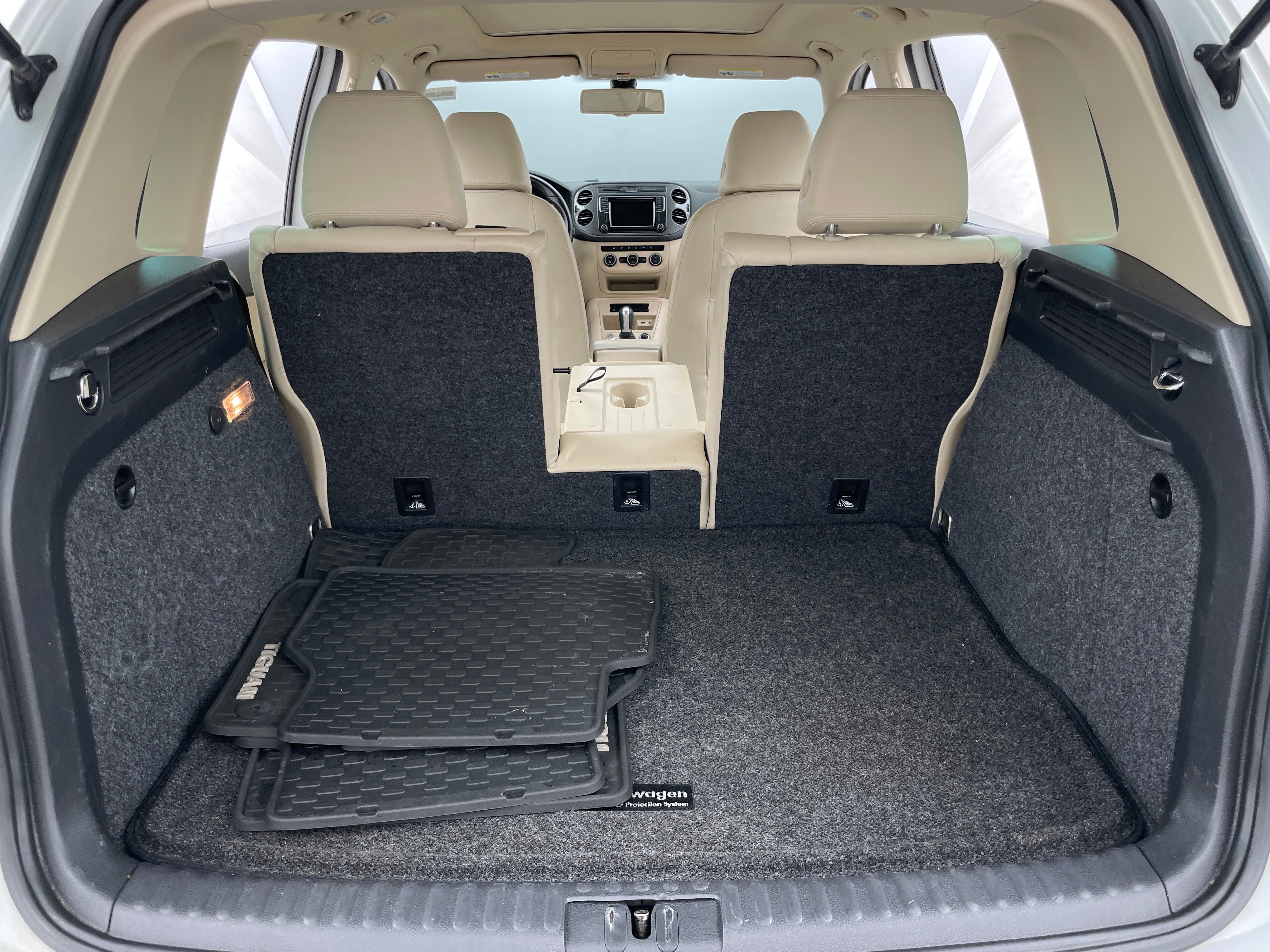 2017 Volkswagen Tiguan SEL 6