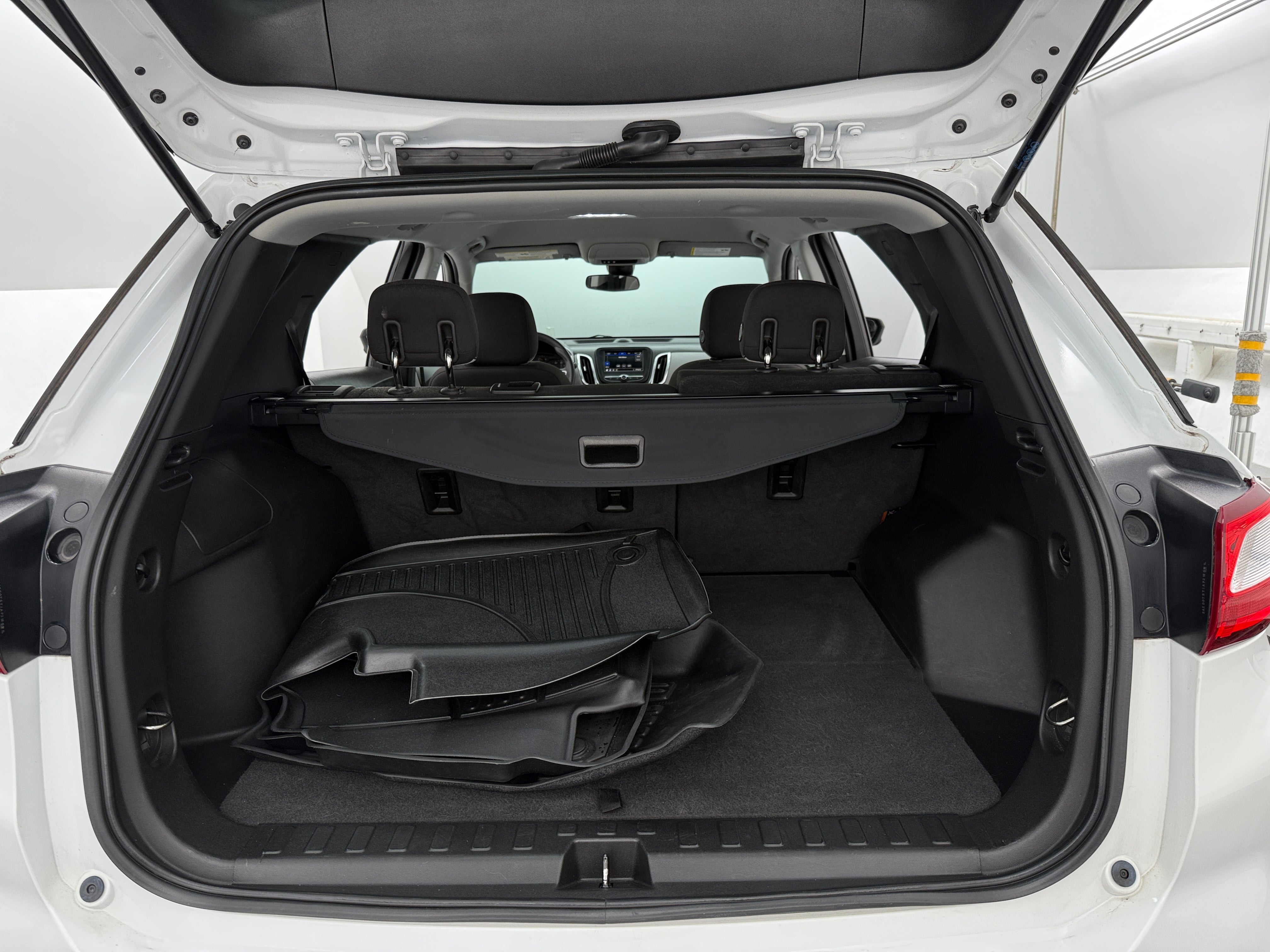 2020 Chevrolet Equinox LS 7