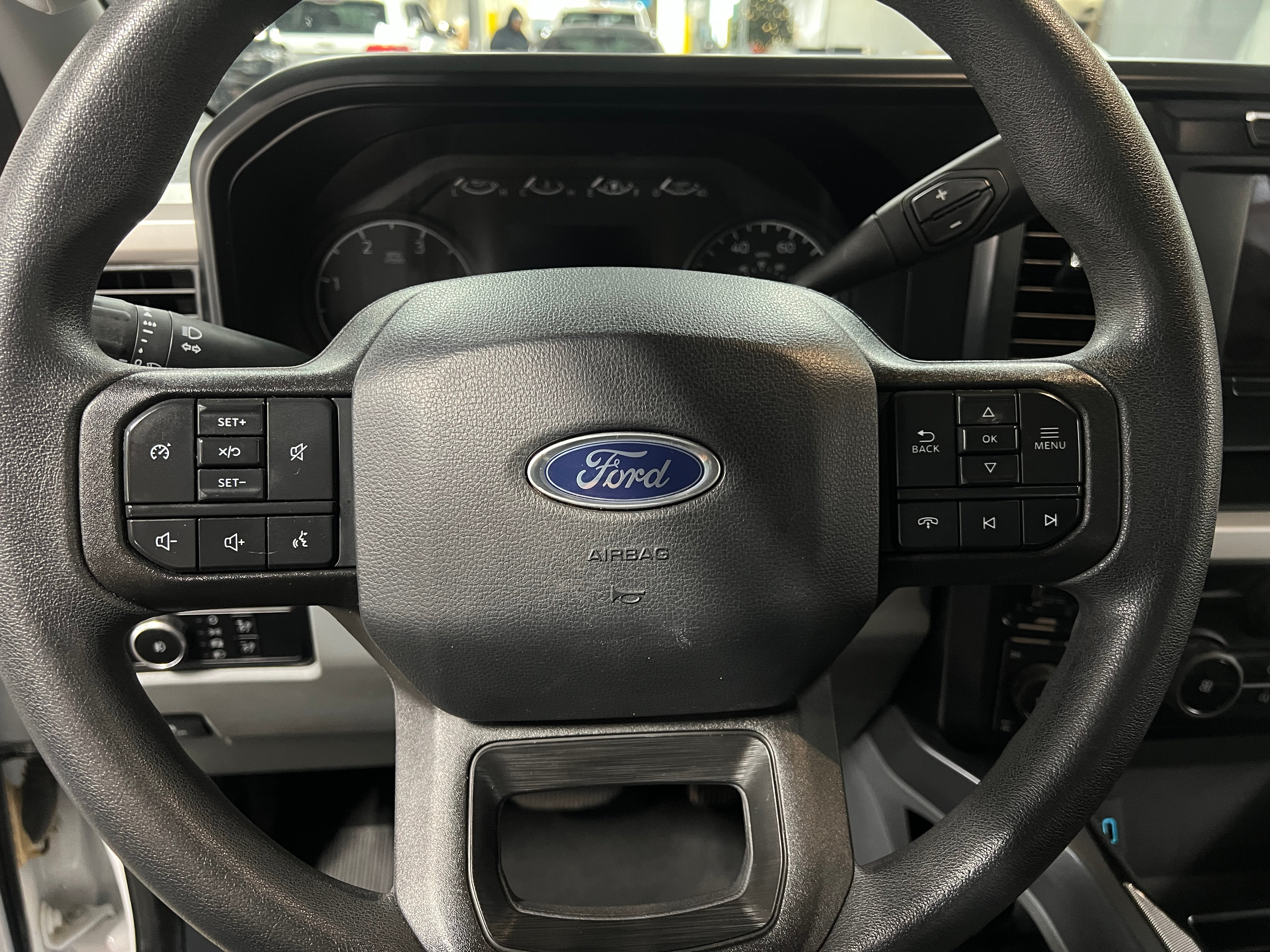 2024 Ford Econoline E-250 5
