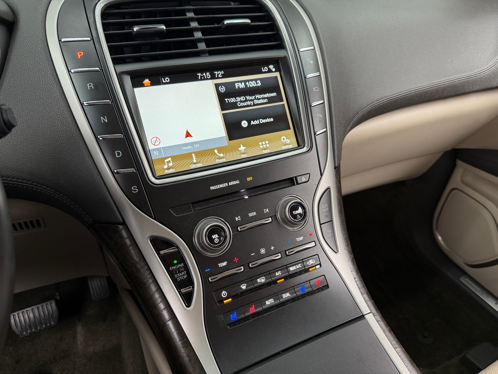 Thumbnail: 2016 Lincoln MKX - 3