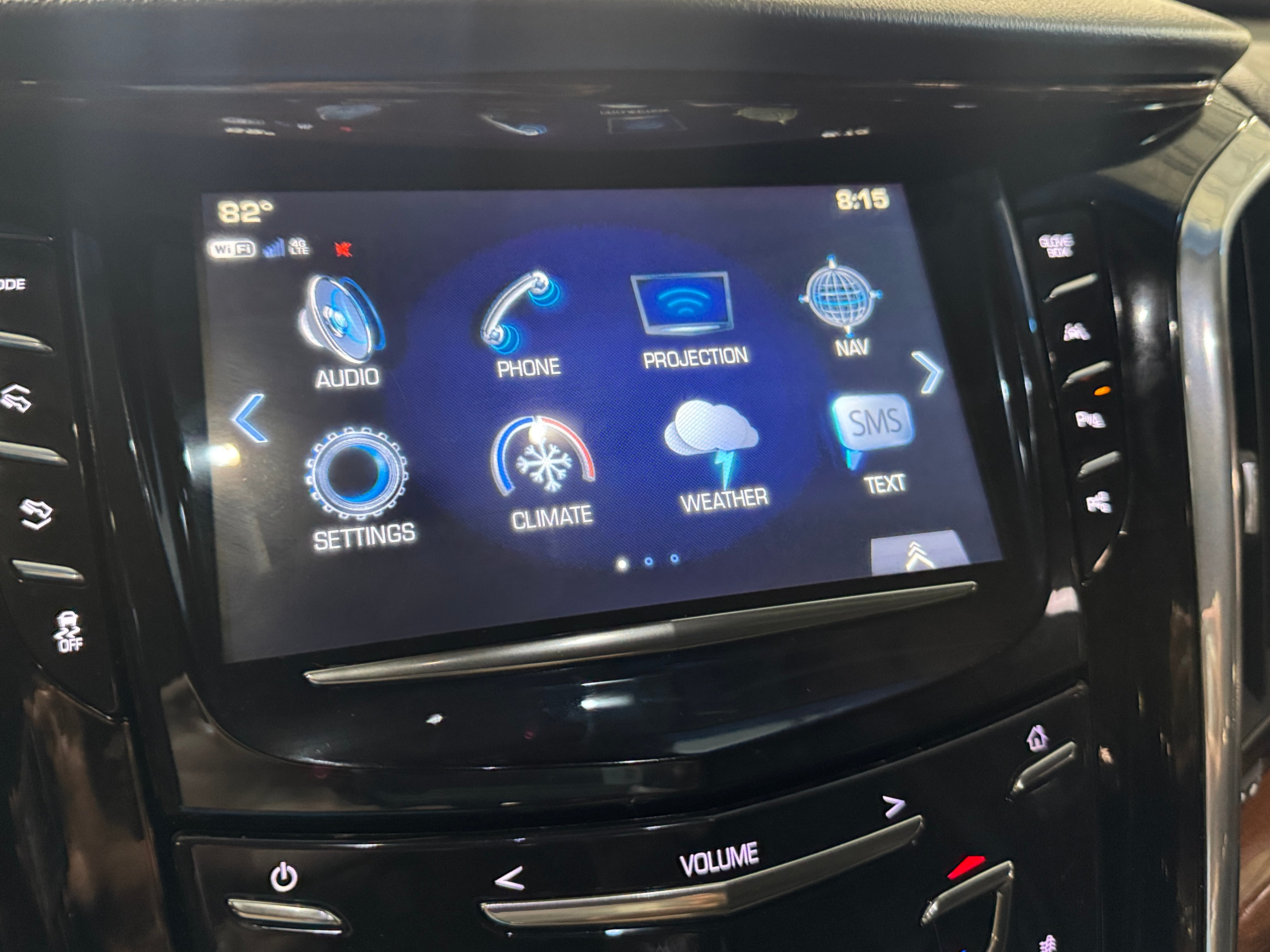 2018 Cadillac Escalade Luxury 3