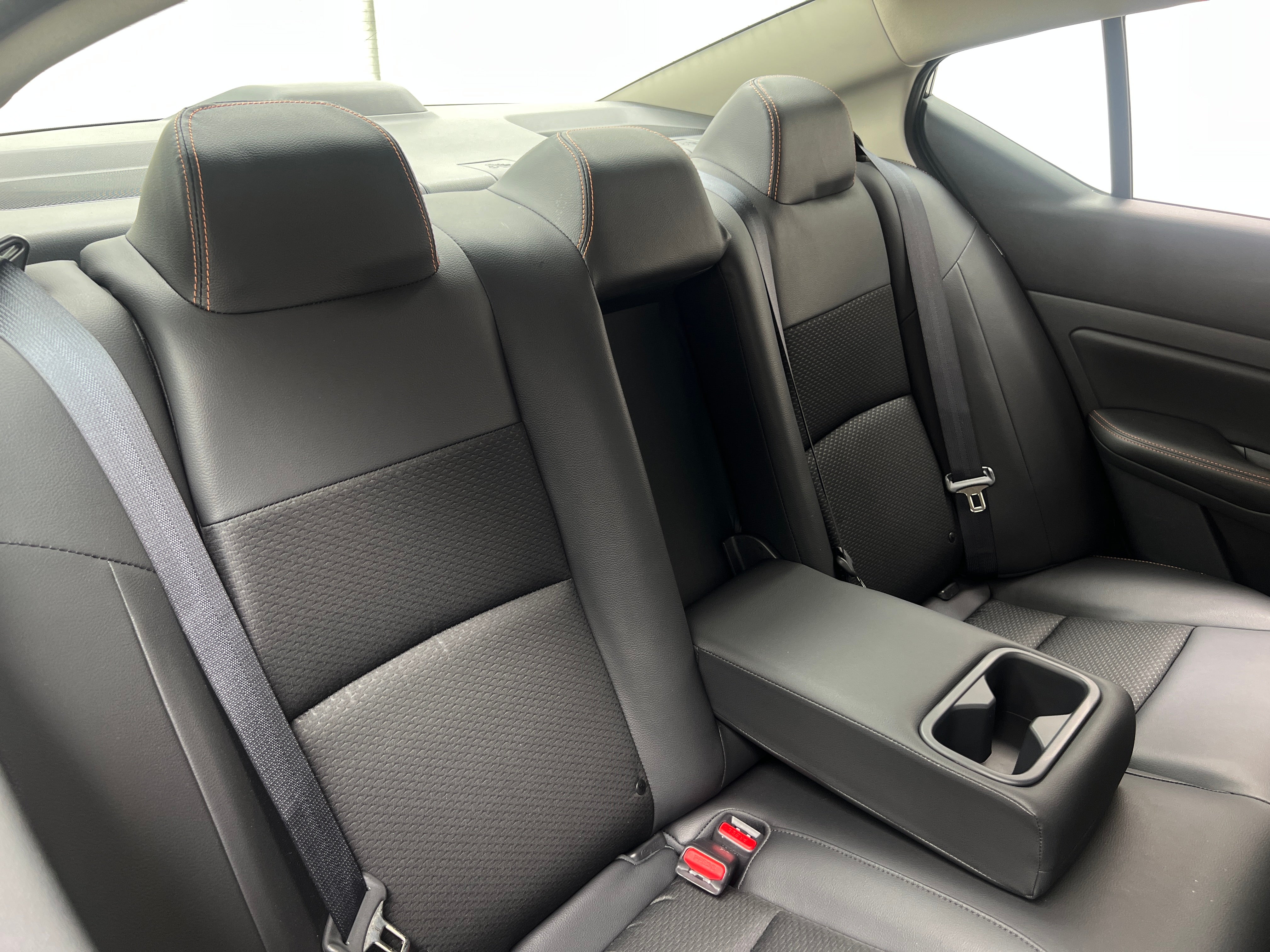 2022 Nissan Altima SR 6