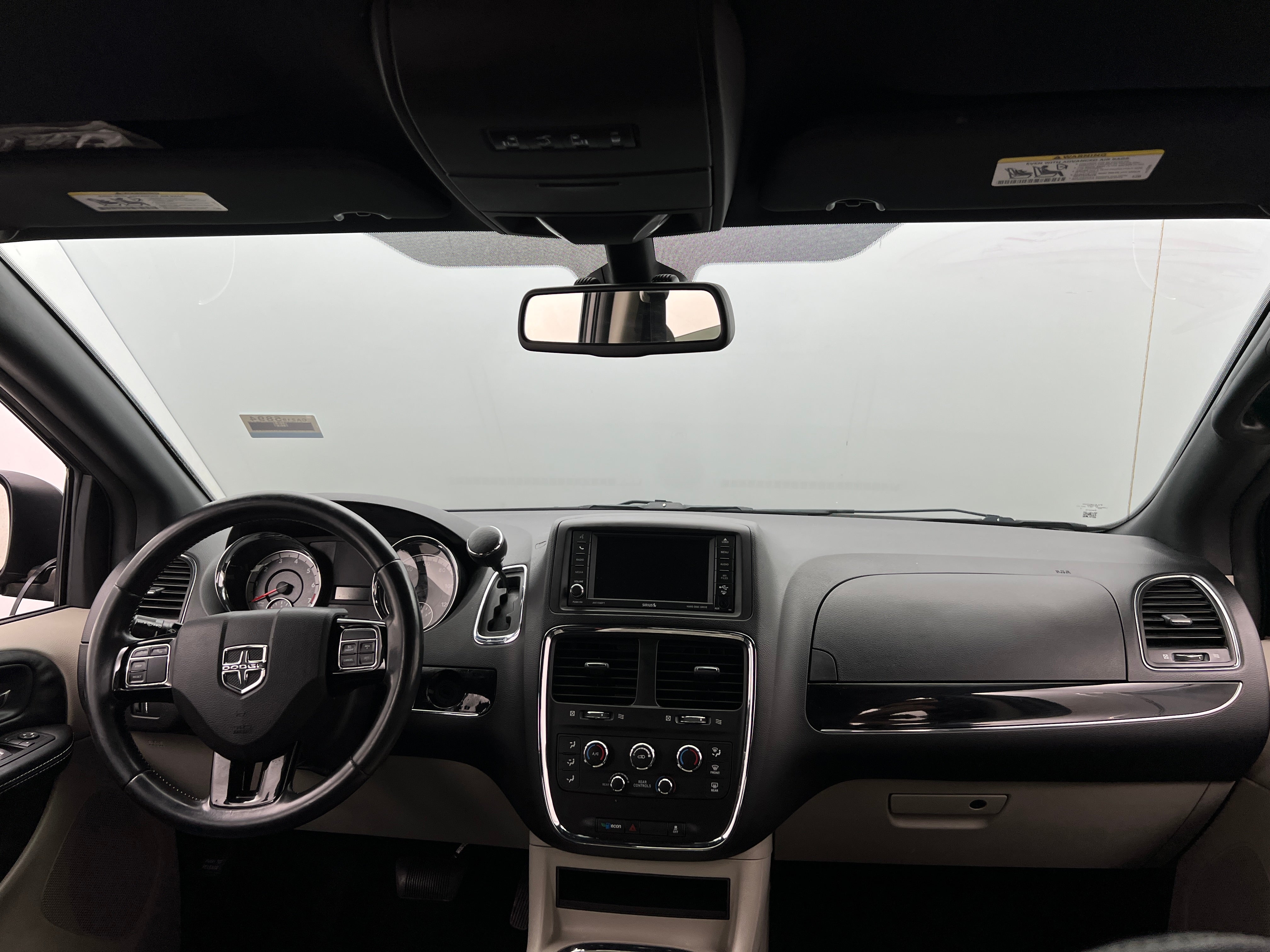 2019 Dodge Grand Caravan SXT 2