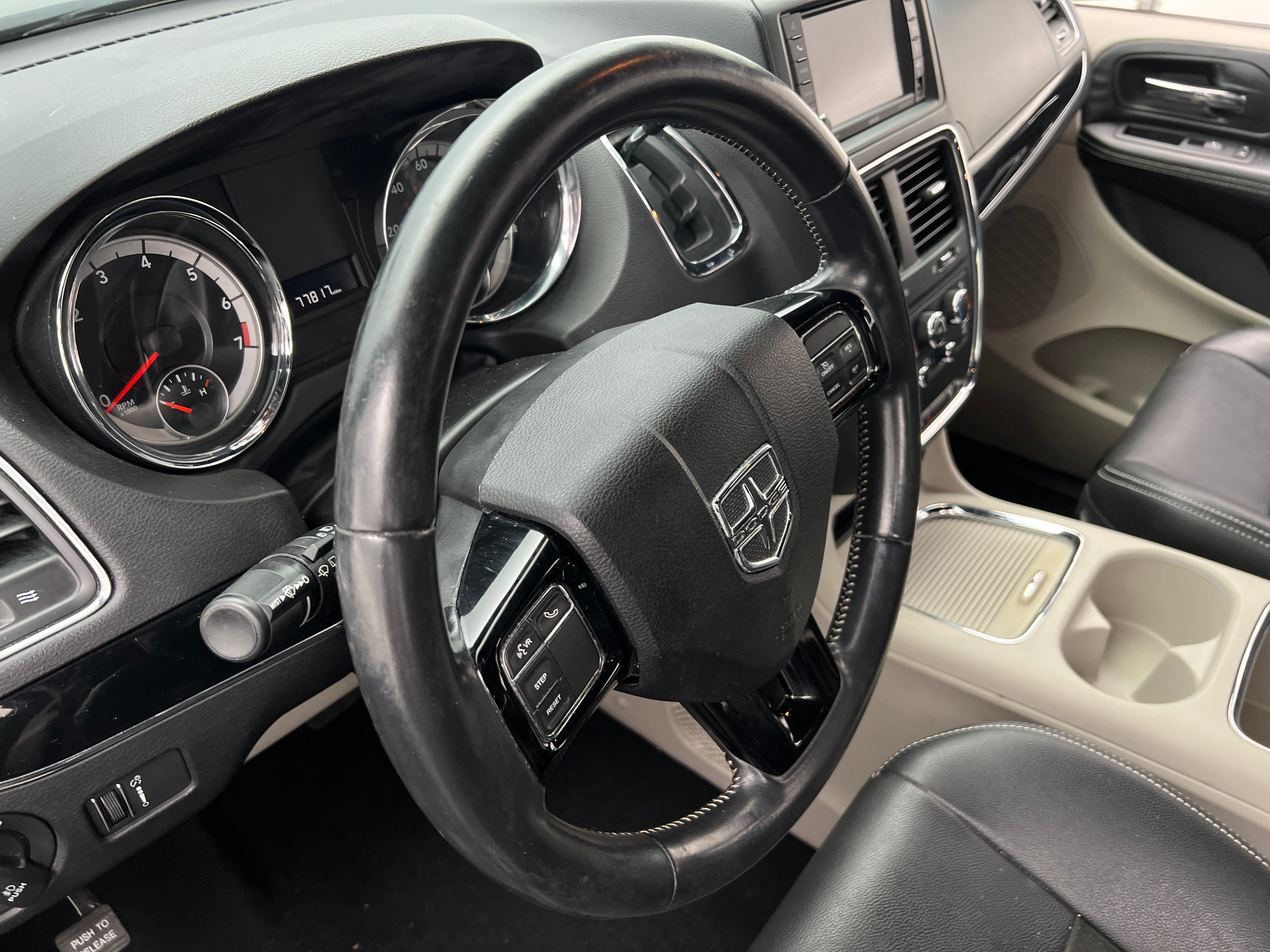 2019 Dodge Grand Caravan SXT 4