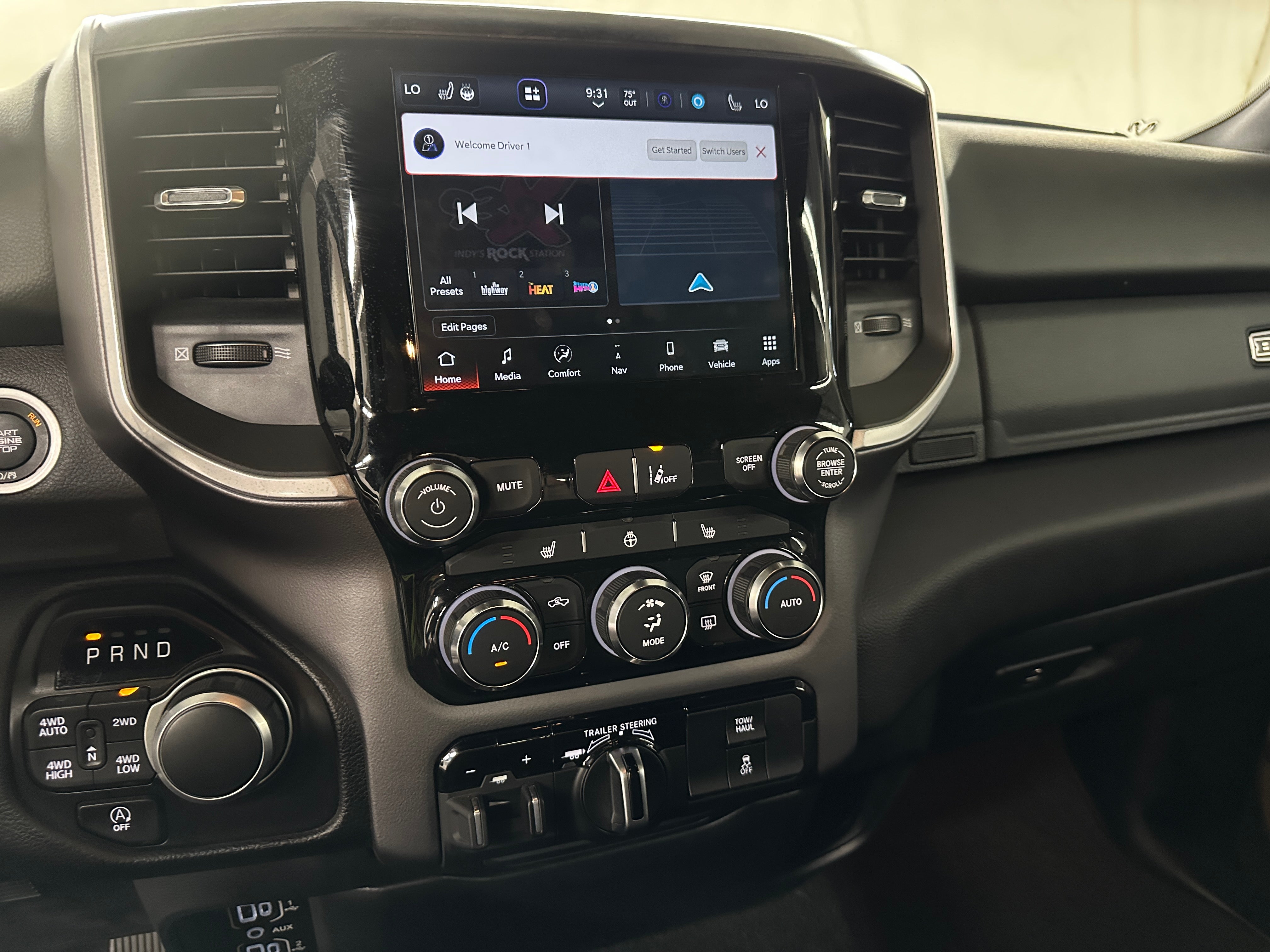 2023 RAM 1500 Big Horn 4