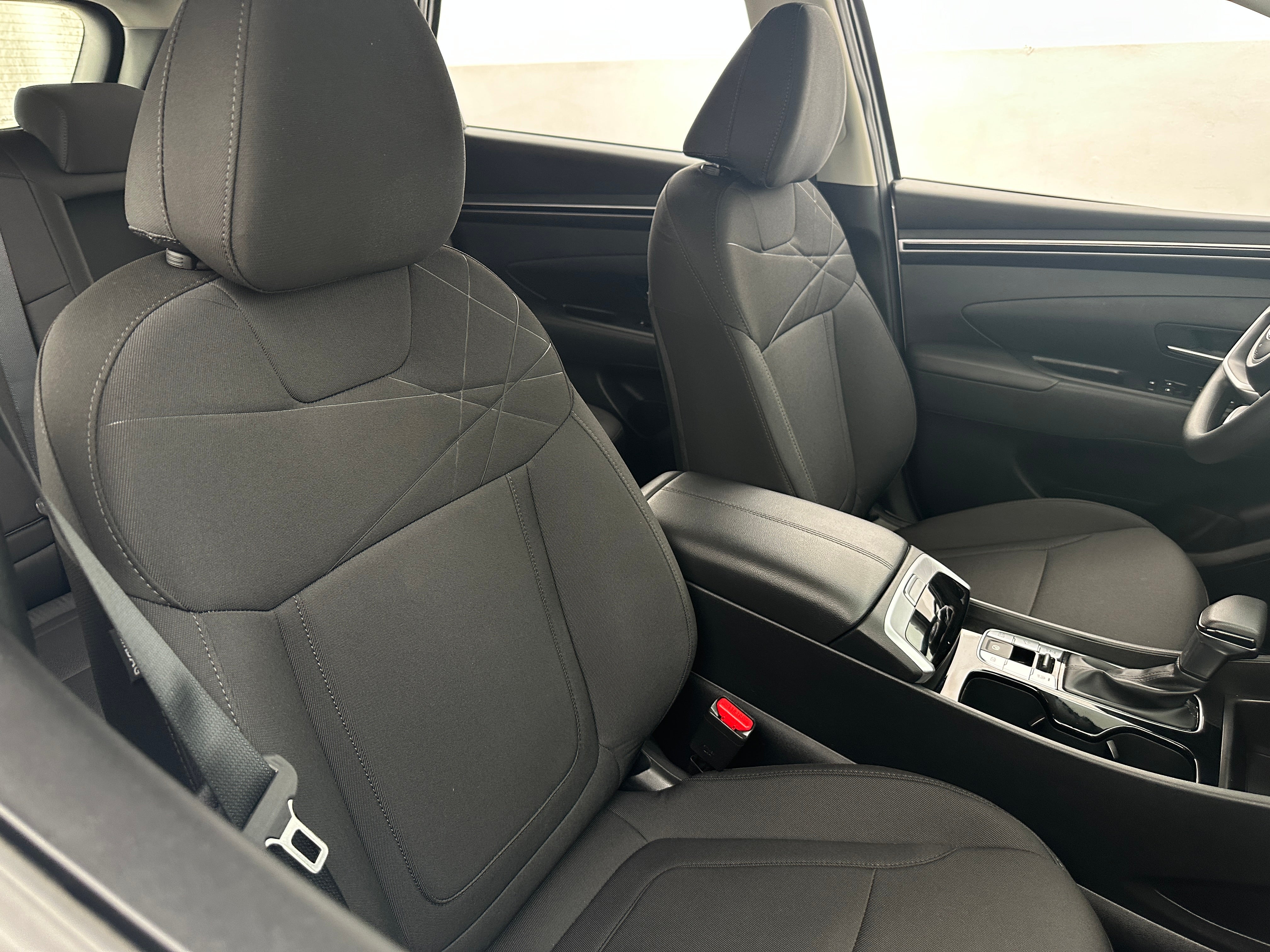 2024 Hyundai Tucson SE 2