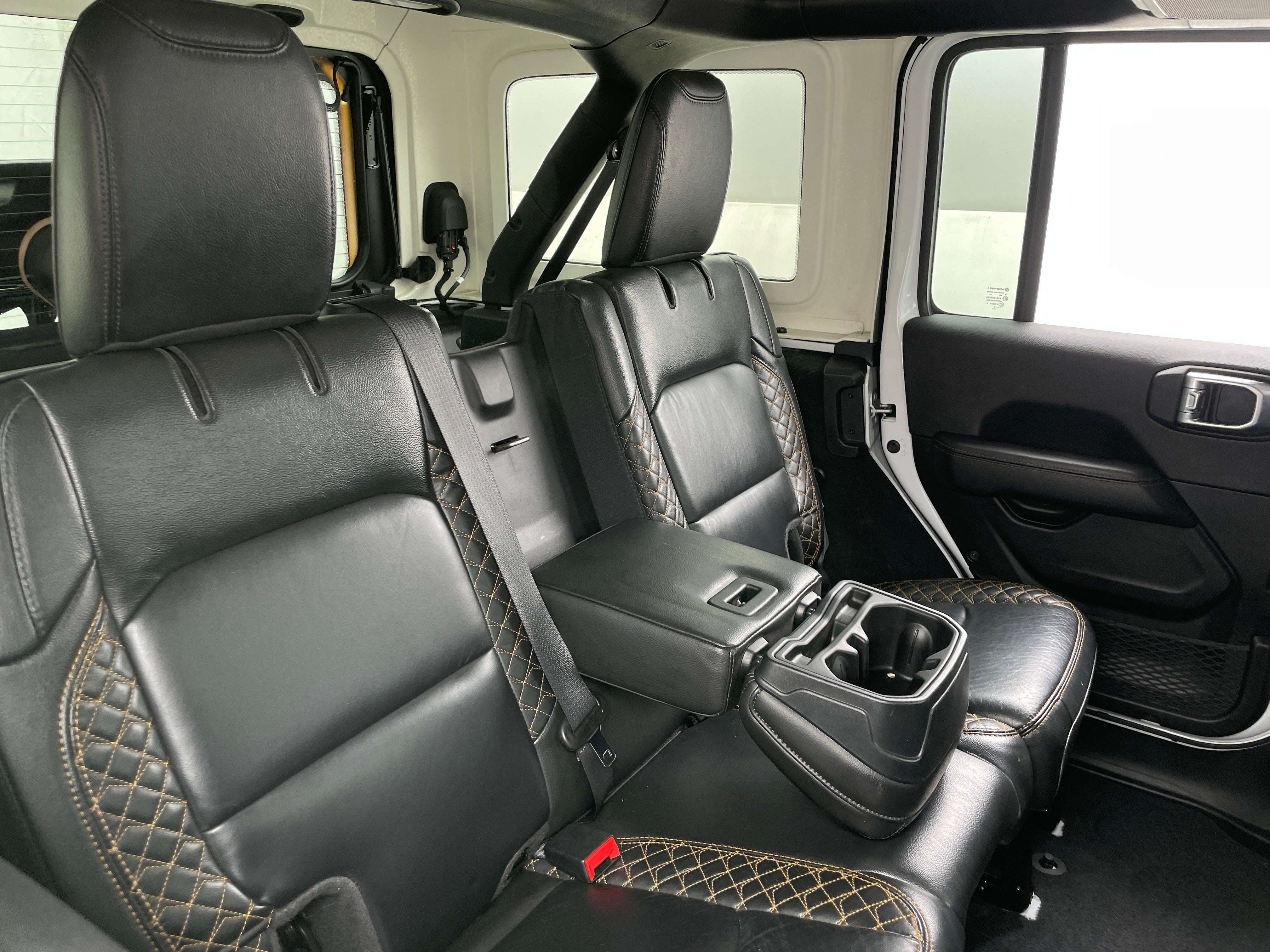 2022 Jeep Wrangler Unlimited Altitude 5