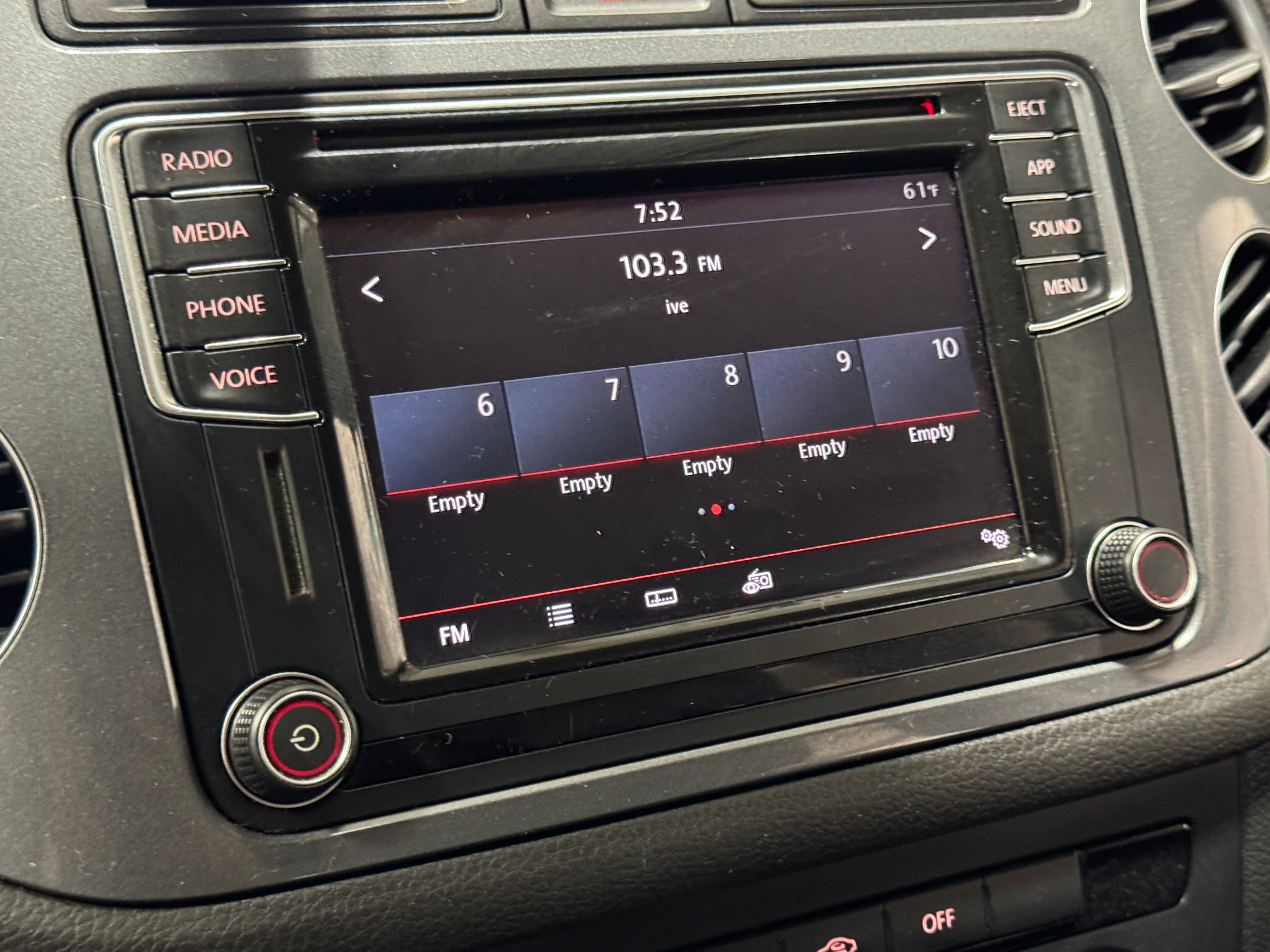 2017 Volkswagen Tiguan Limited 4