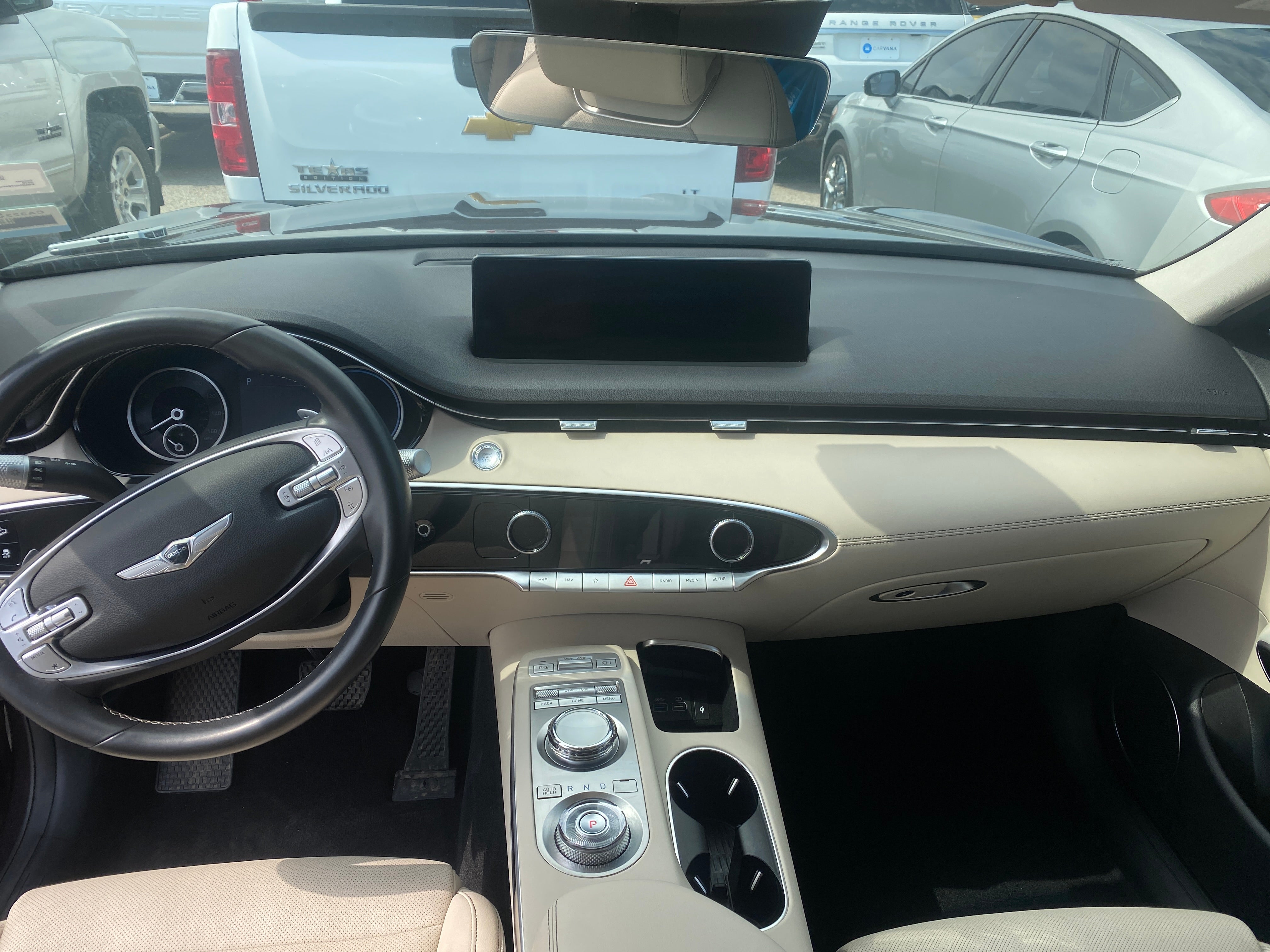2023 Genesis GV70 Standard 2