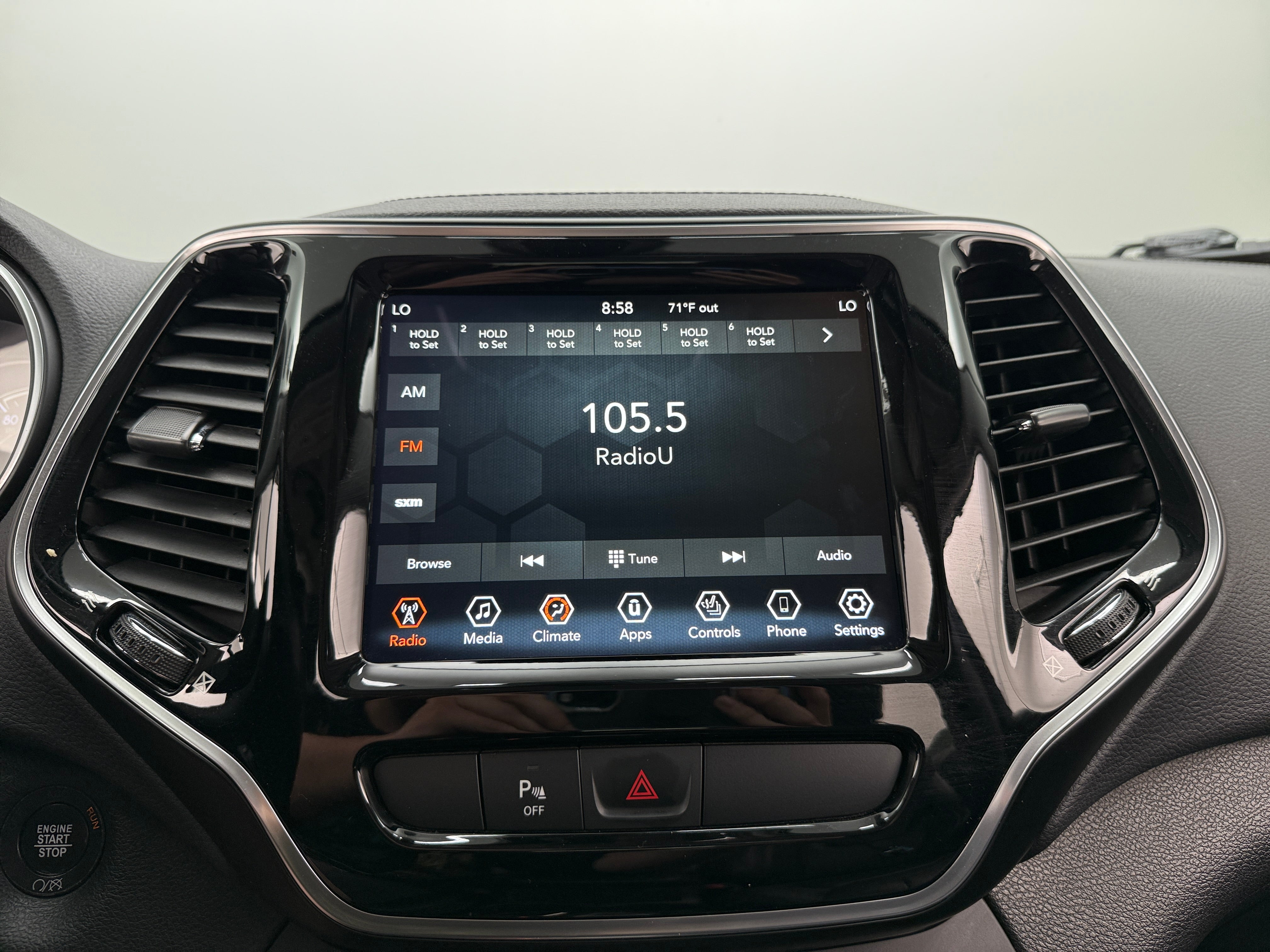 2019 Jeep Cherokee Limited Edition 3