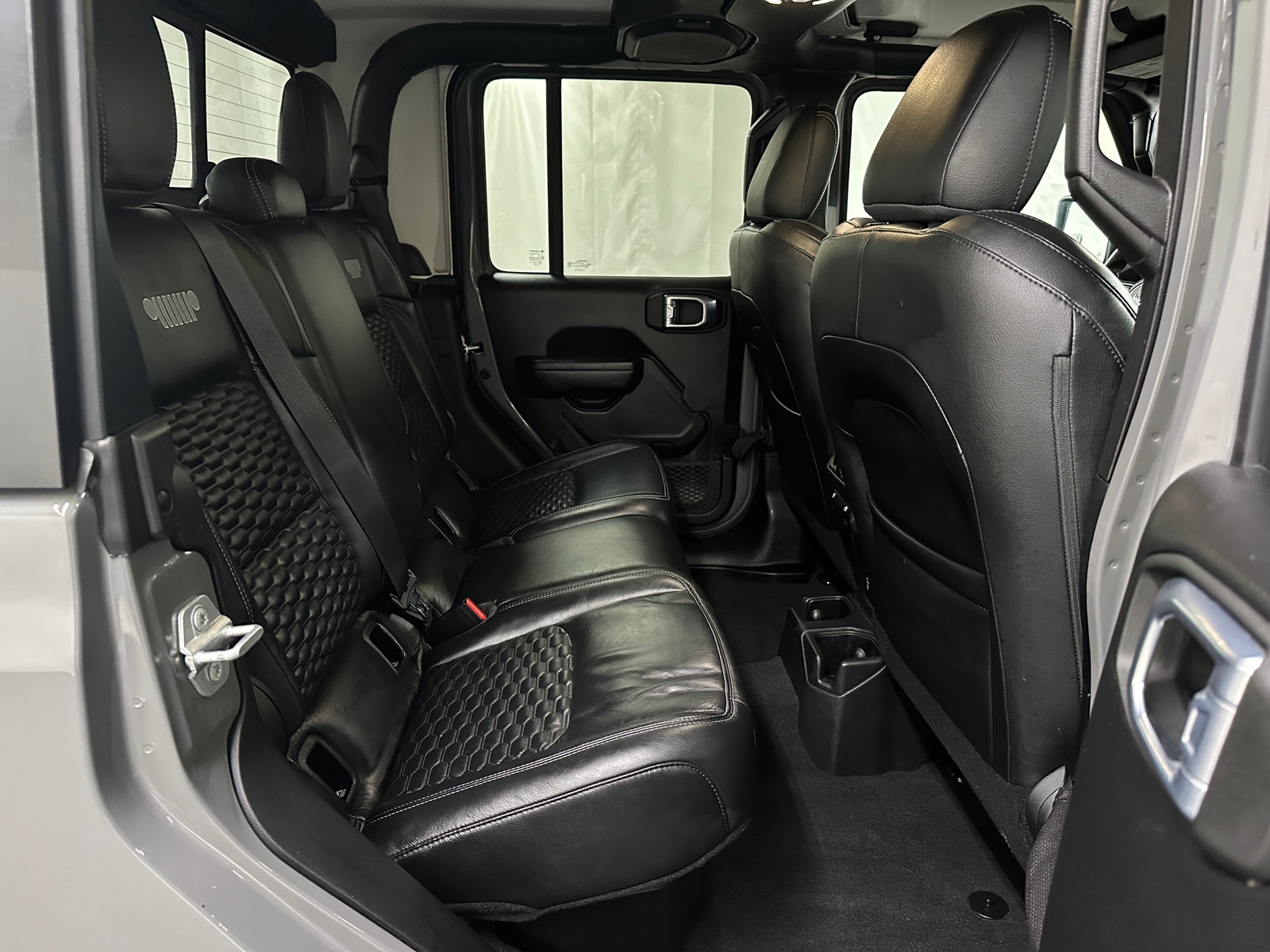 Thumbnail: 2021 Jeep Gladiator - 5
