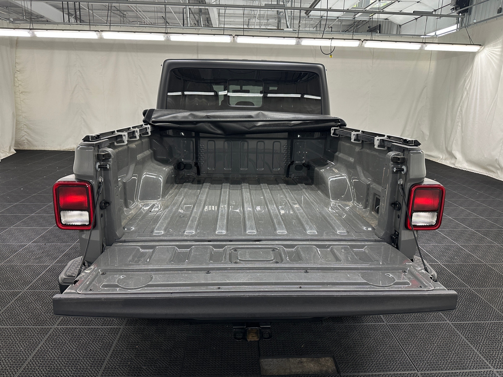 Thumbnail: 2021 Jeep Gladiator - 6