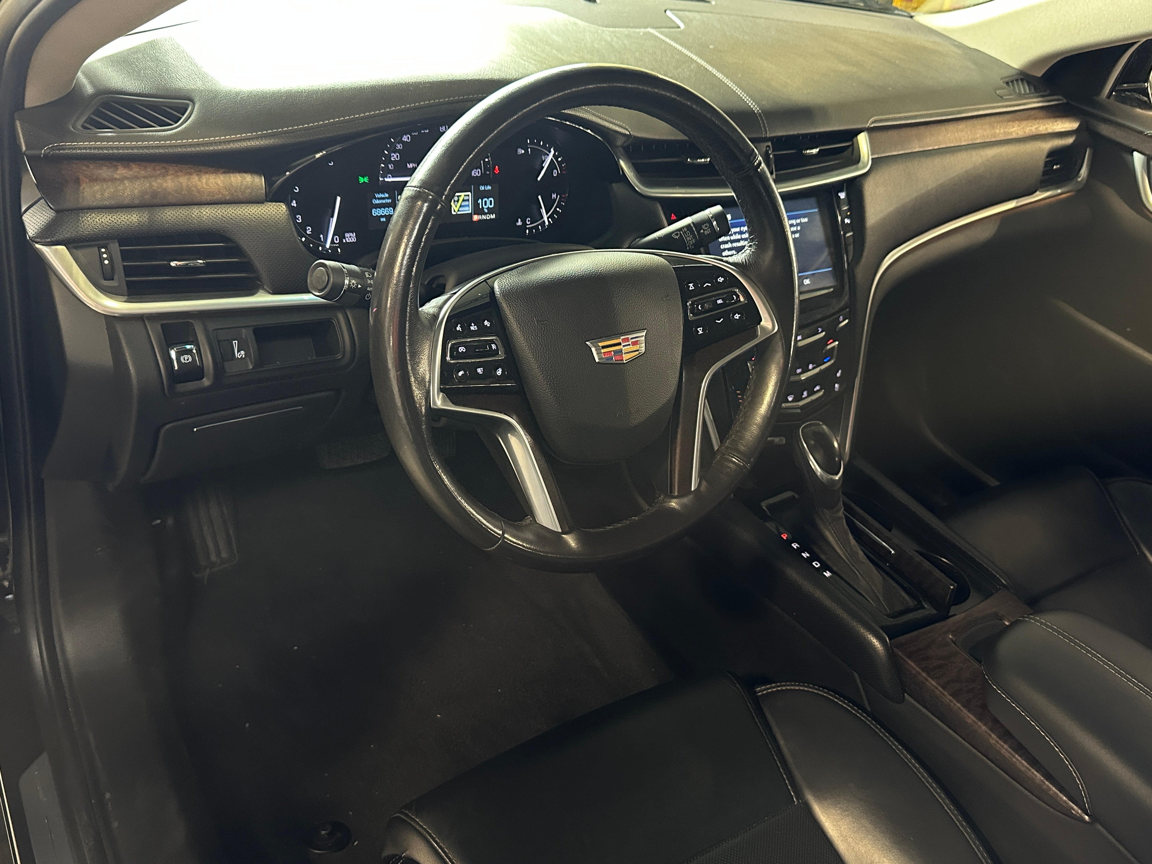 2019 Cadillac XTS Luxury 2