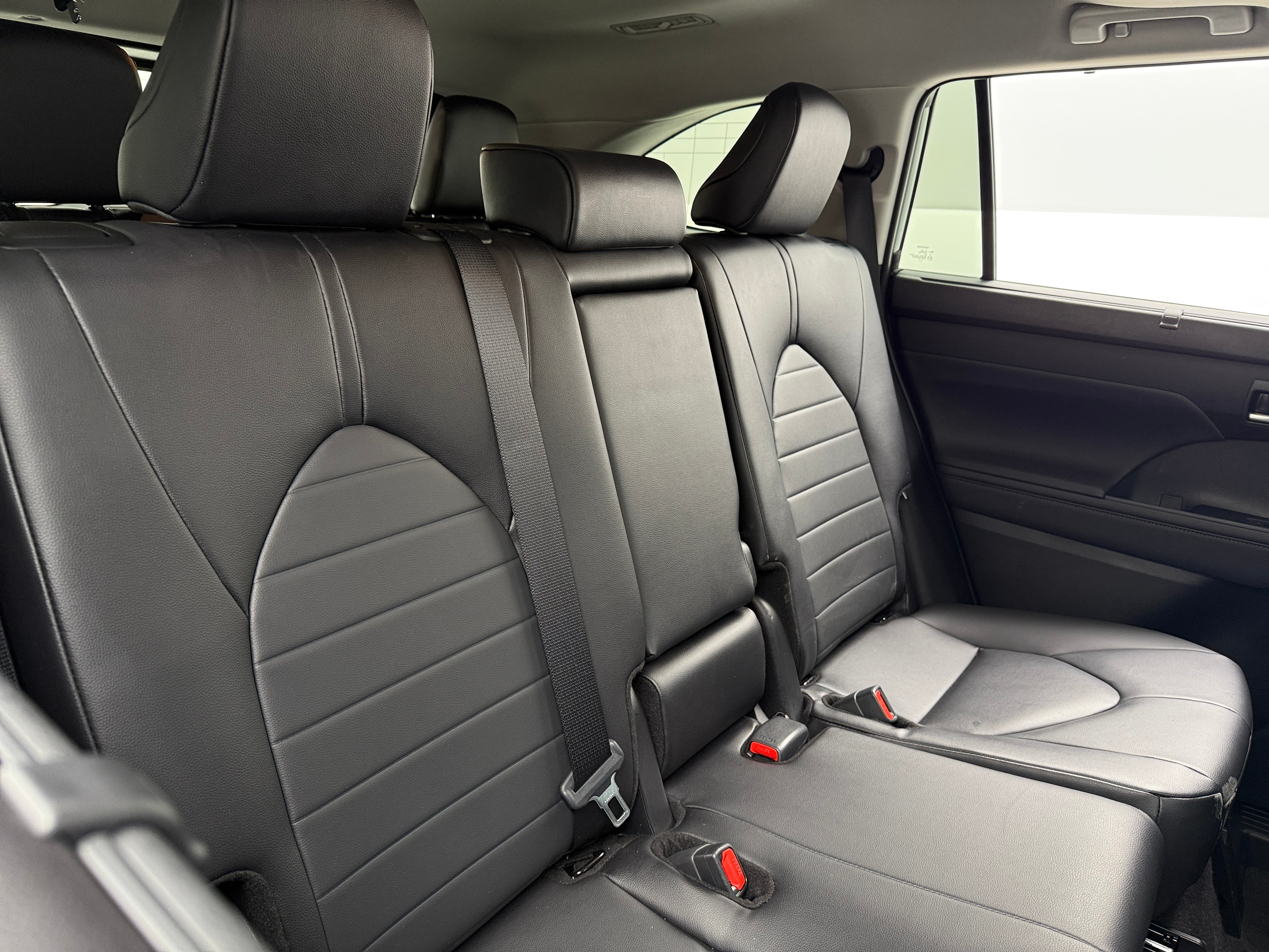 Thumbnail: 2024 Toyota Highlander - 5