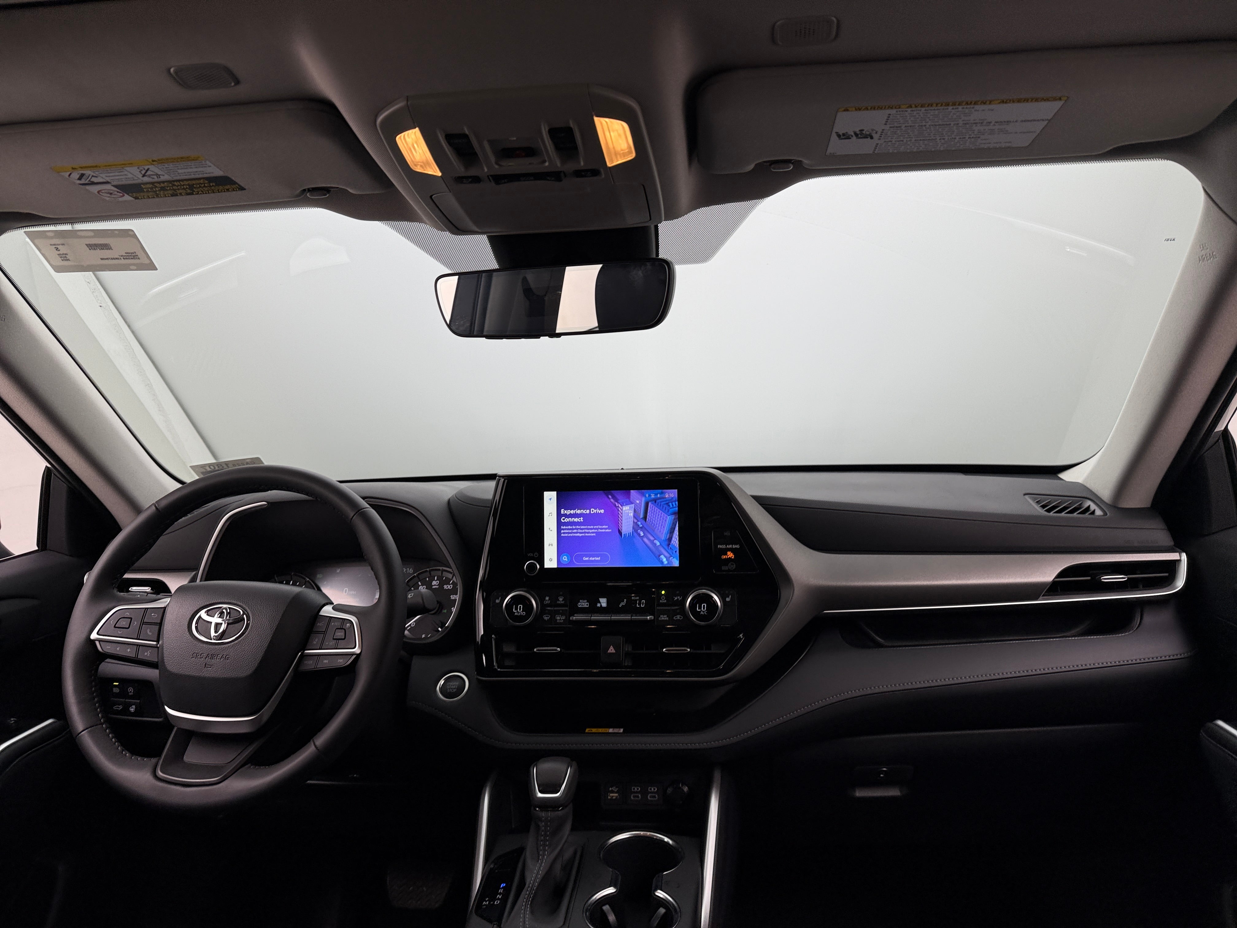 Thumbnail: 2024 Toyota Highlander - 2
