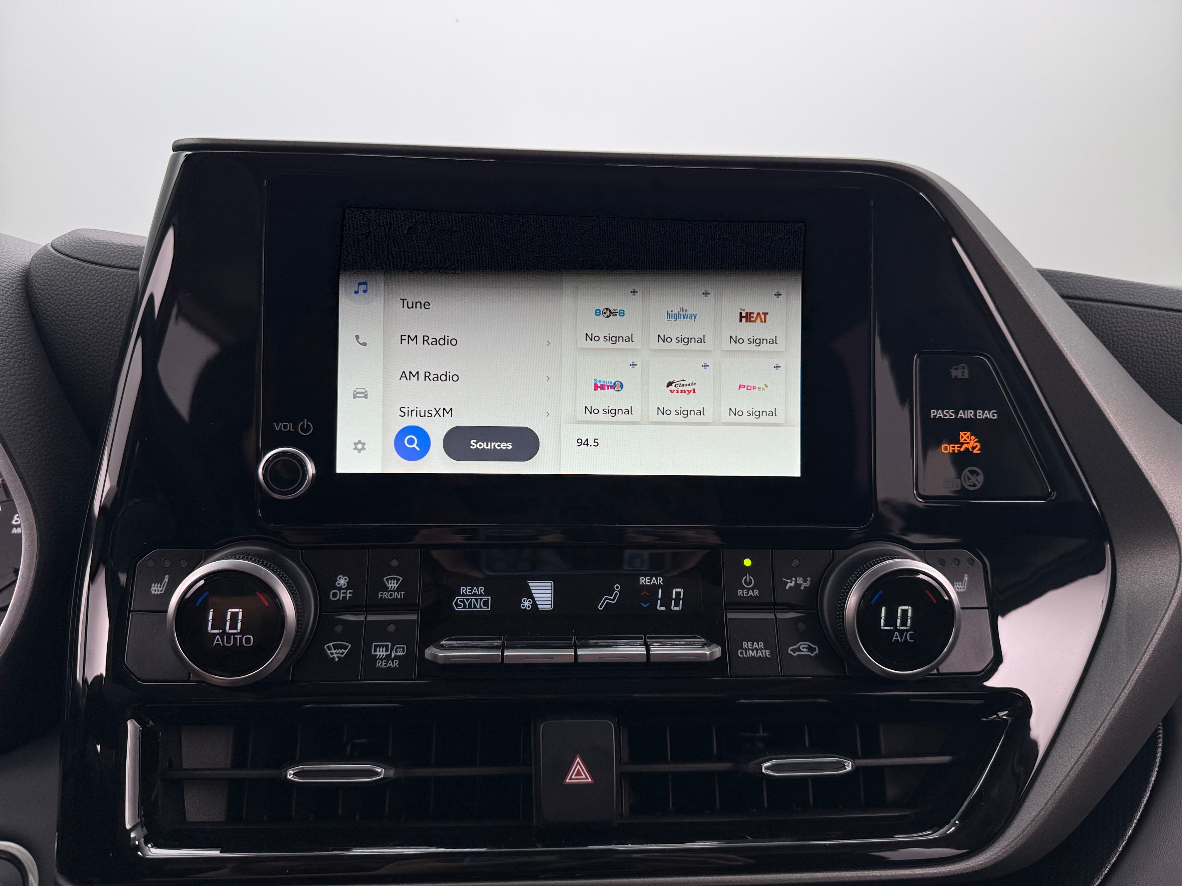 Thumbnail: 2024 Toyota Highlander - 3