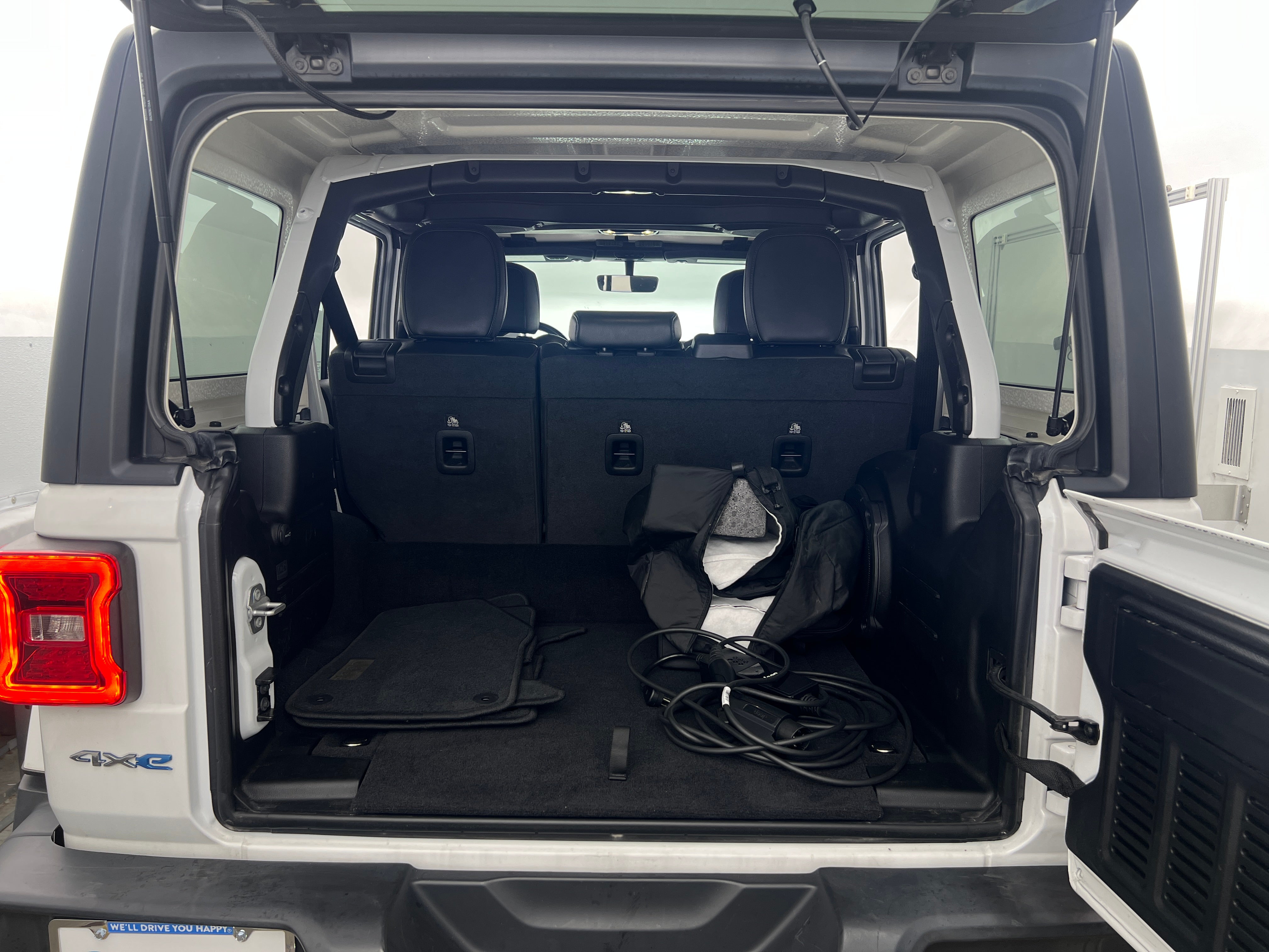 Thumbnail: 2021 Jeep Wrangler - 6
