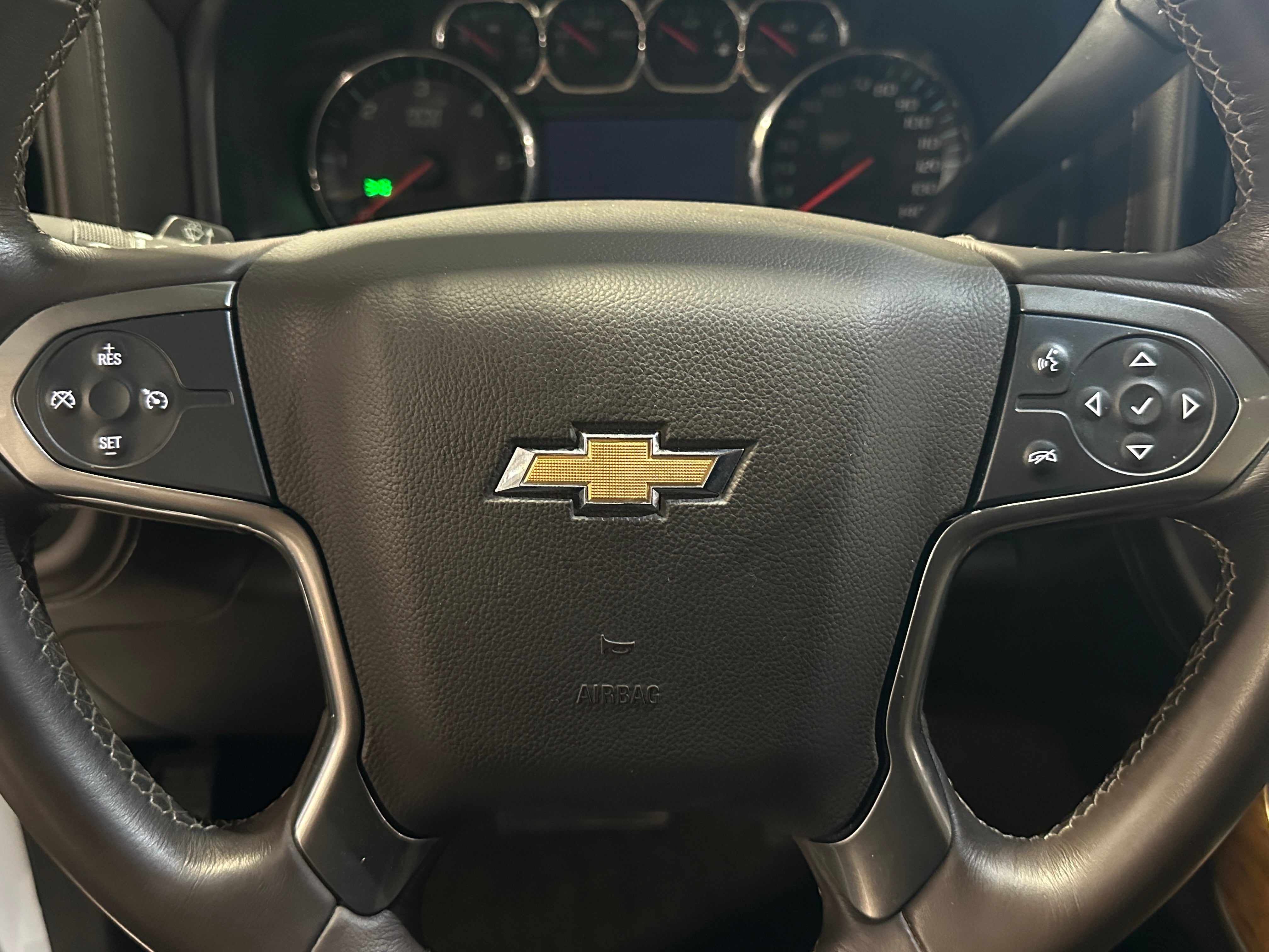 2016 Chevrolet Silverado 1500 LTZ 4