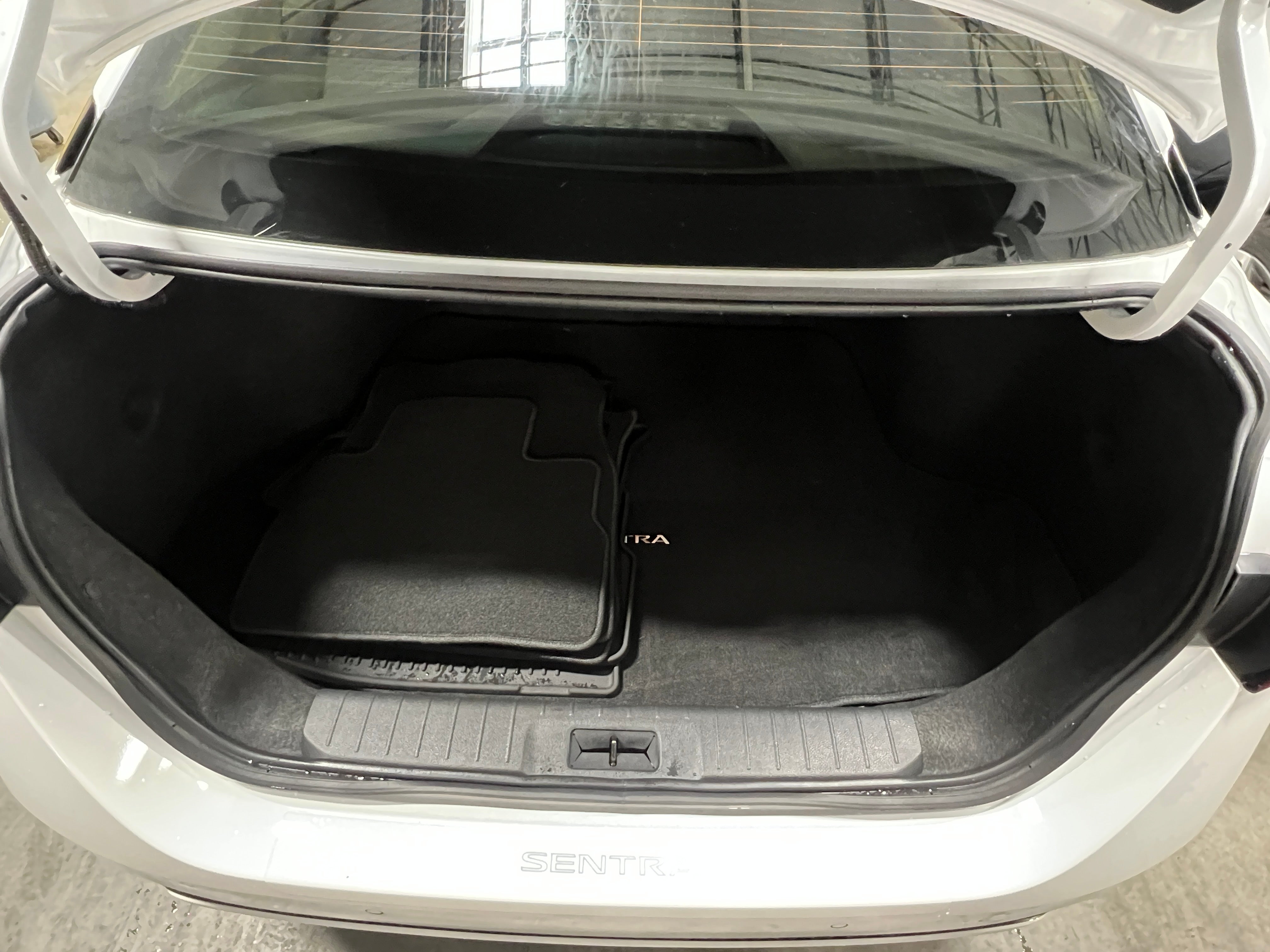 2024 Nissan Sentra S 7