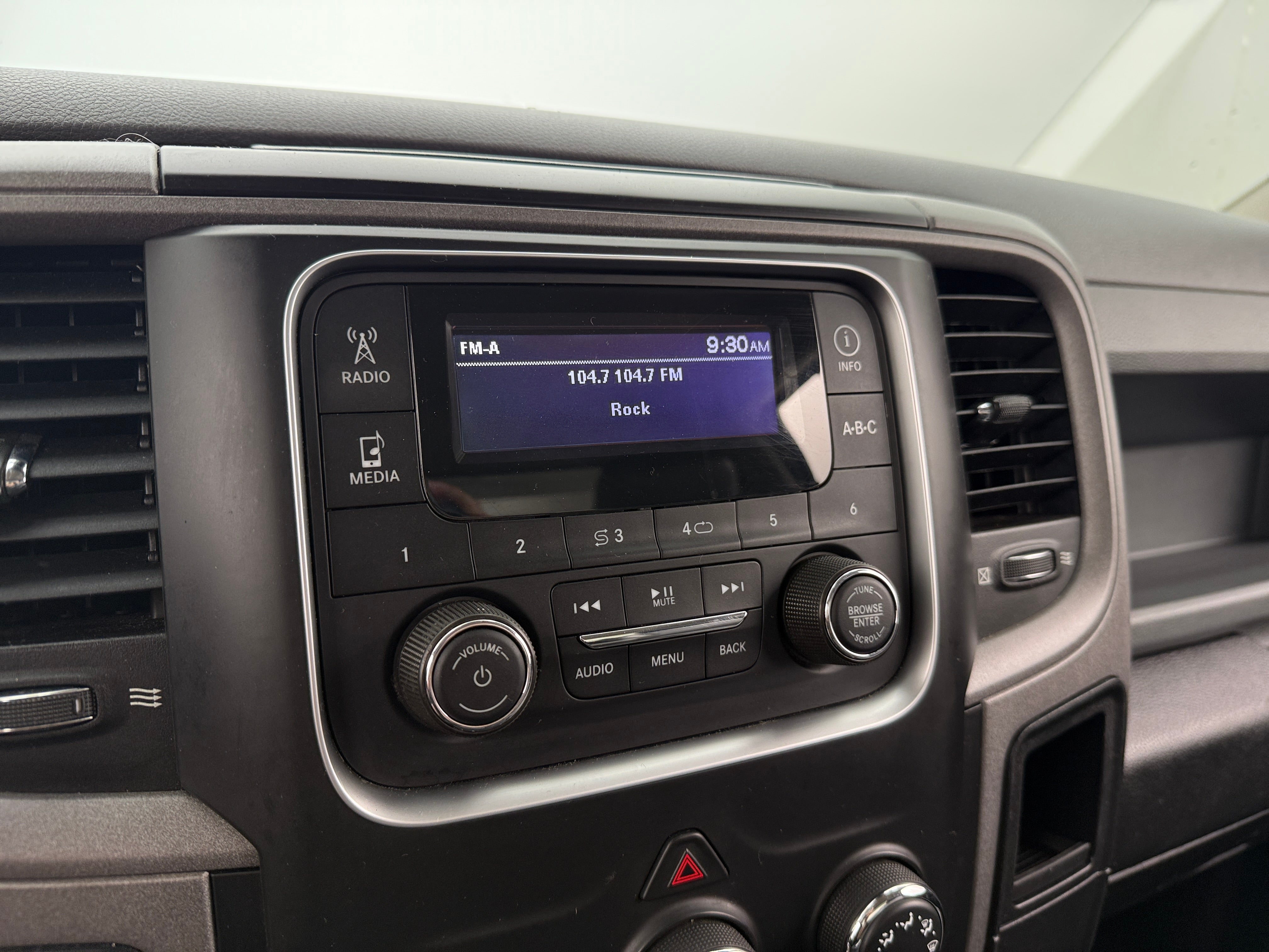 2020 RAM 1500 Classic Tradesman 4