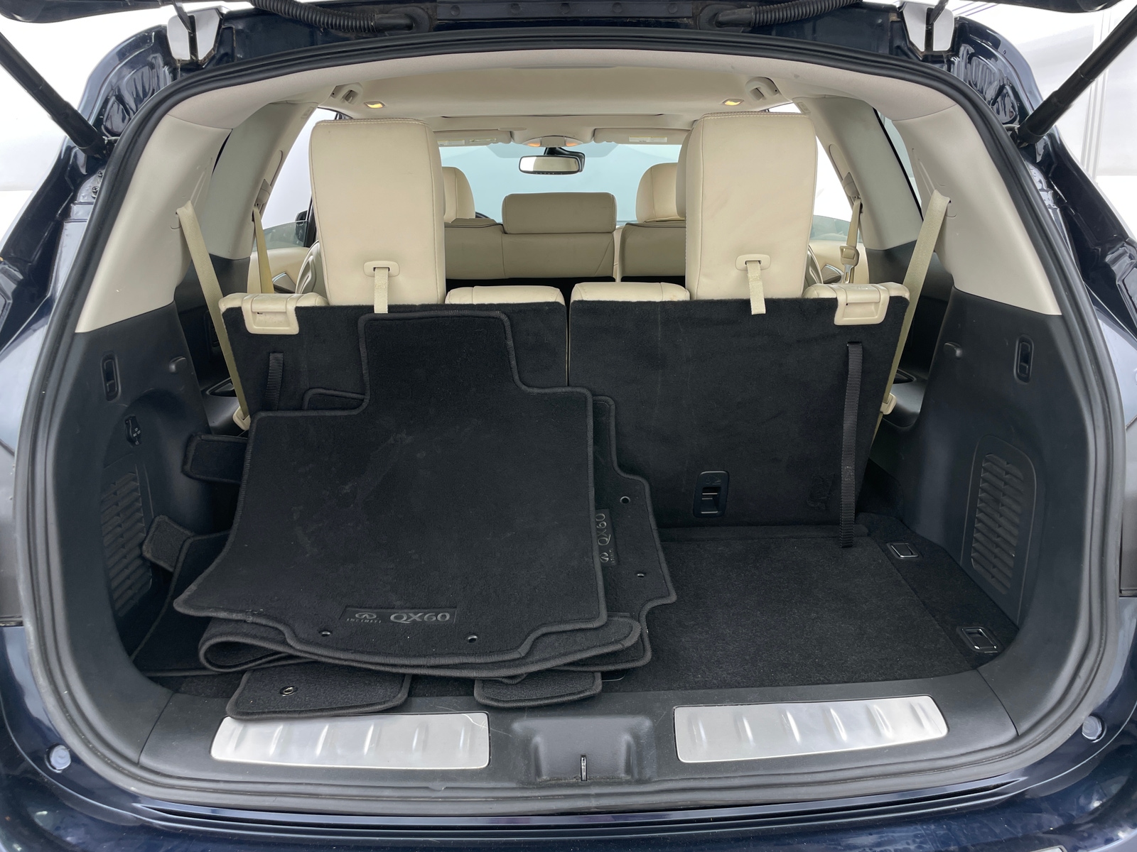 Thumbnail: 2020 INFINITI QX60 - 6