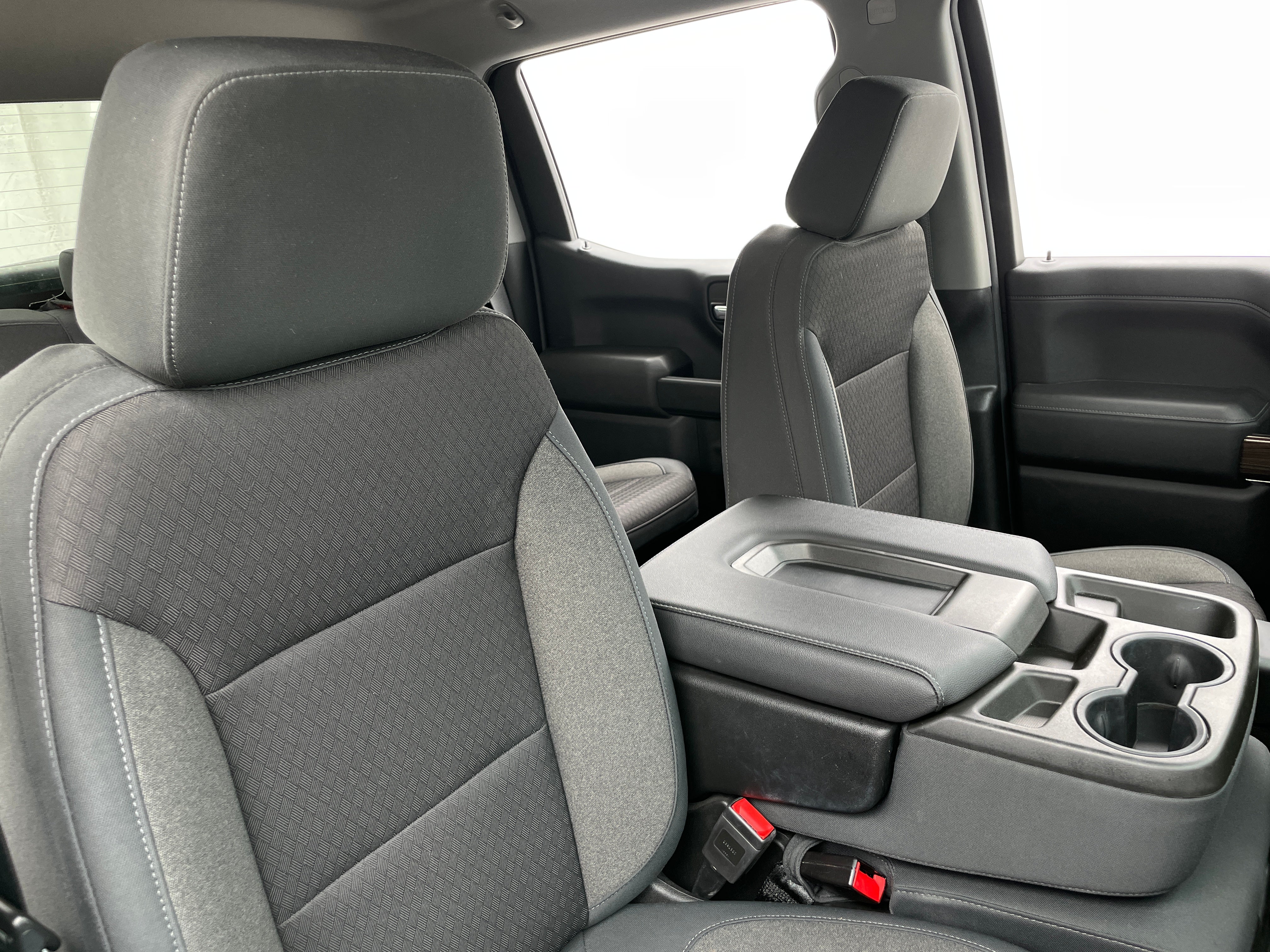 2019 Chevrolet Silverado 1500 LT 2