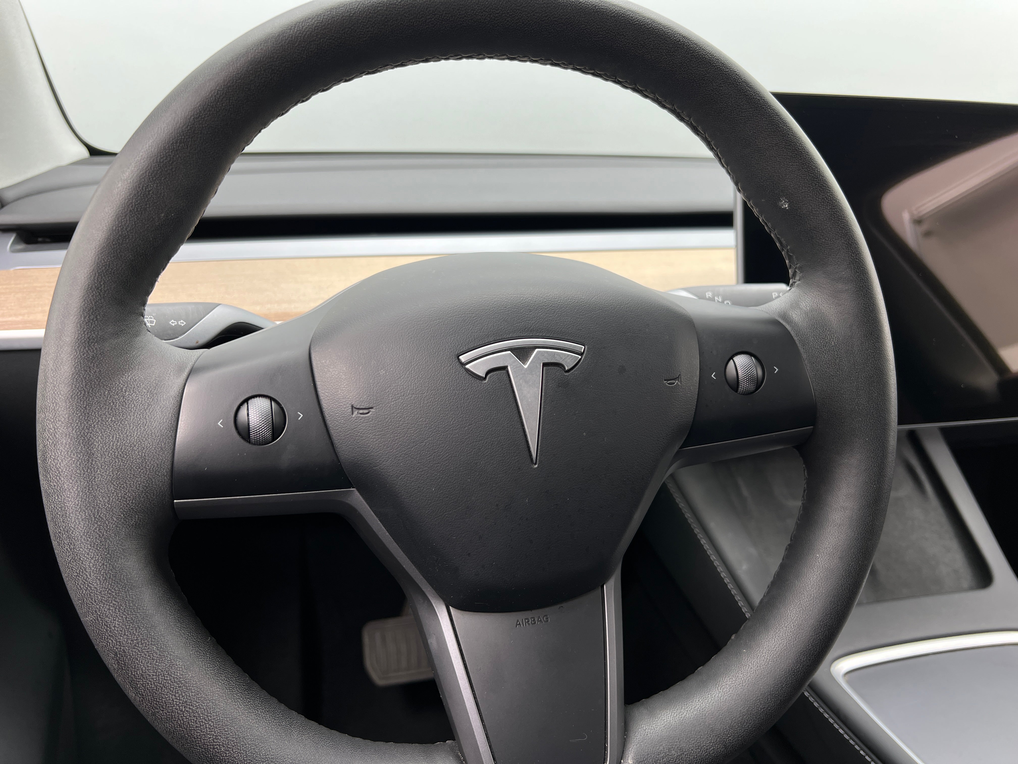 2023 Tesla Model Y Long Range 4