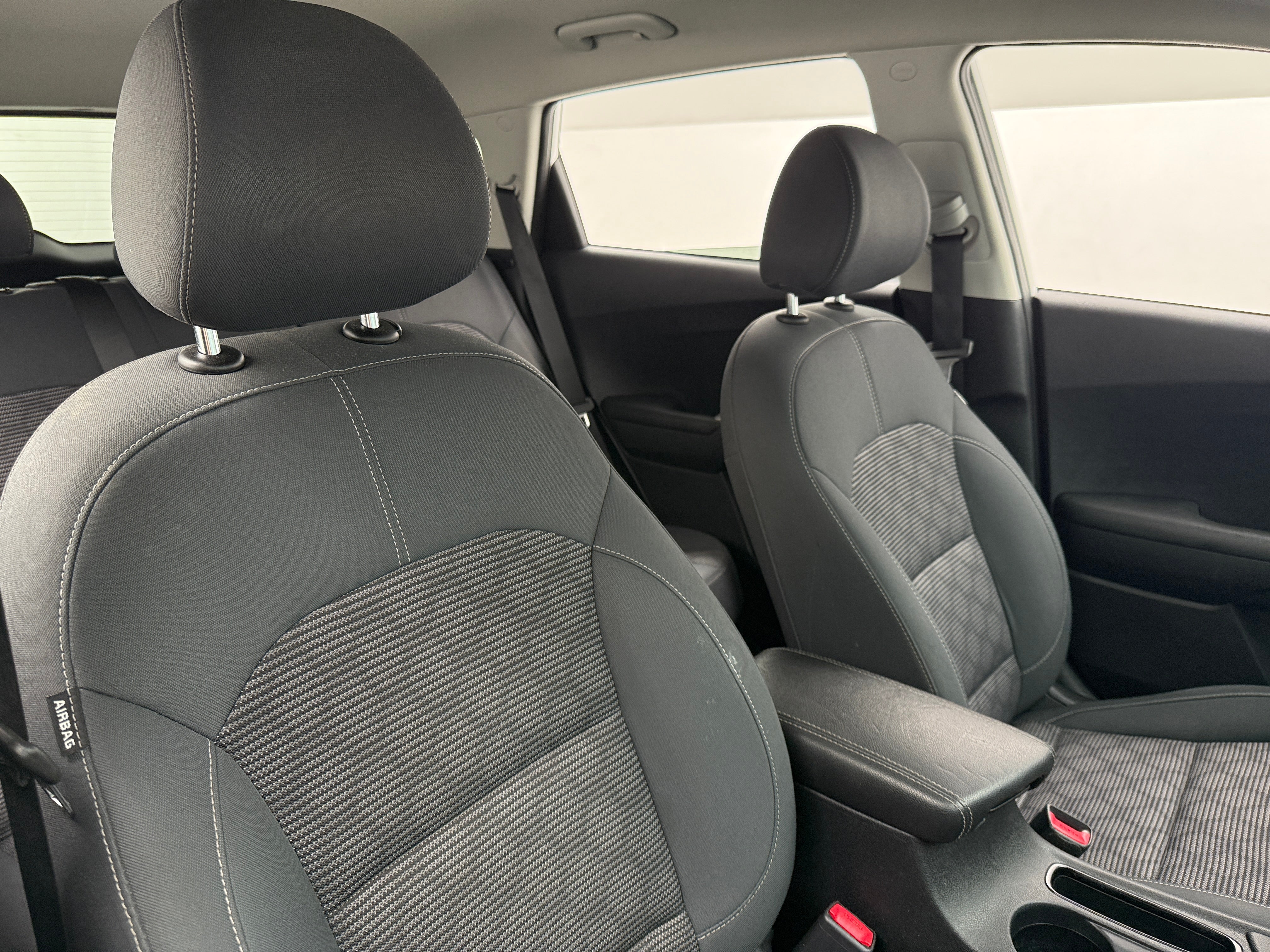 Thumbnail: 2021 Kia Niro - 2