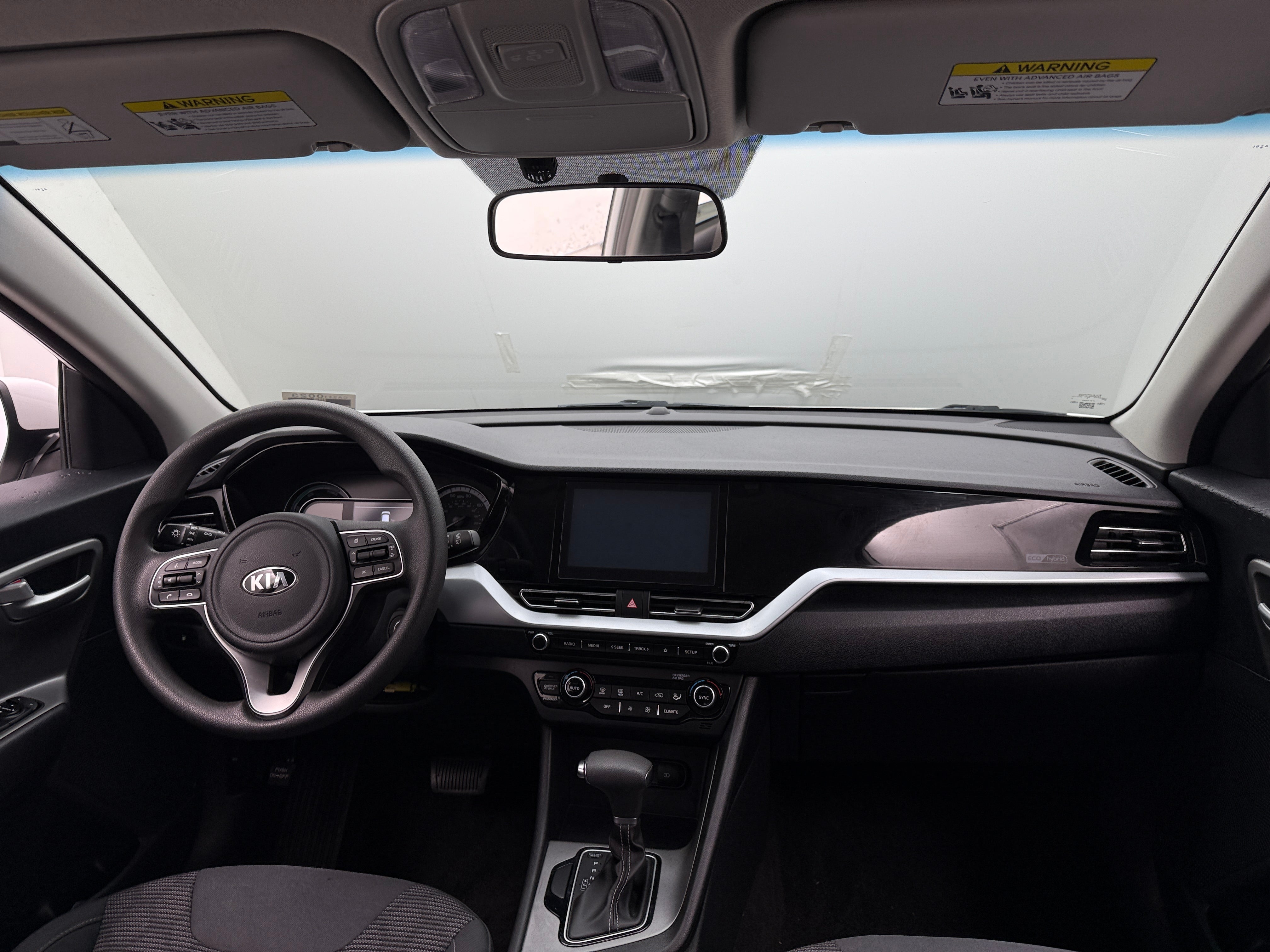 Thumbnail: 2021 Kia Niro - 3