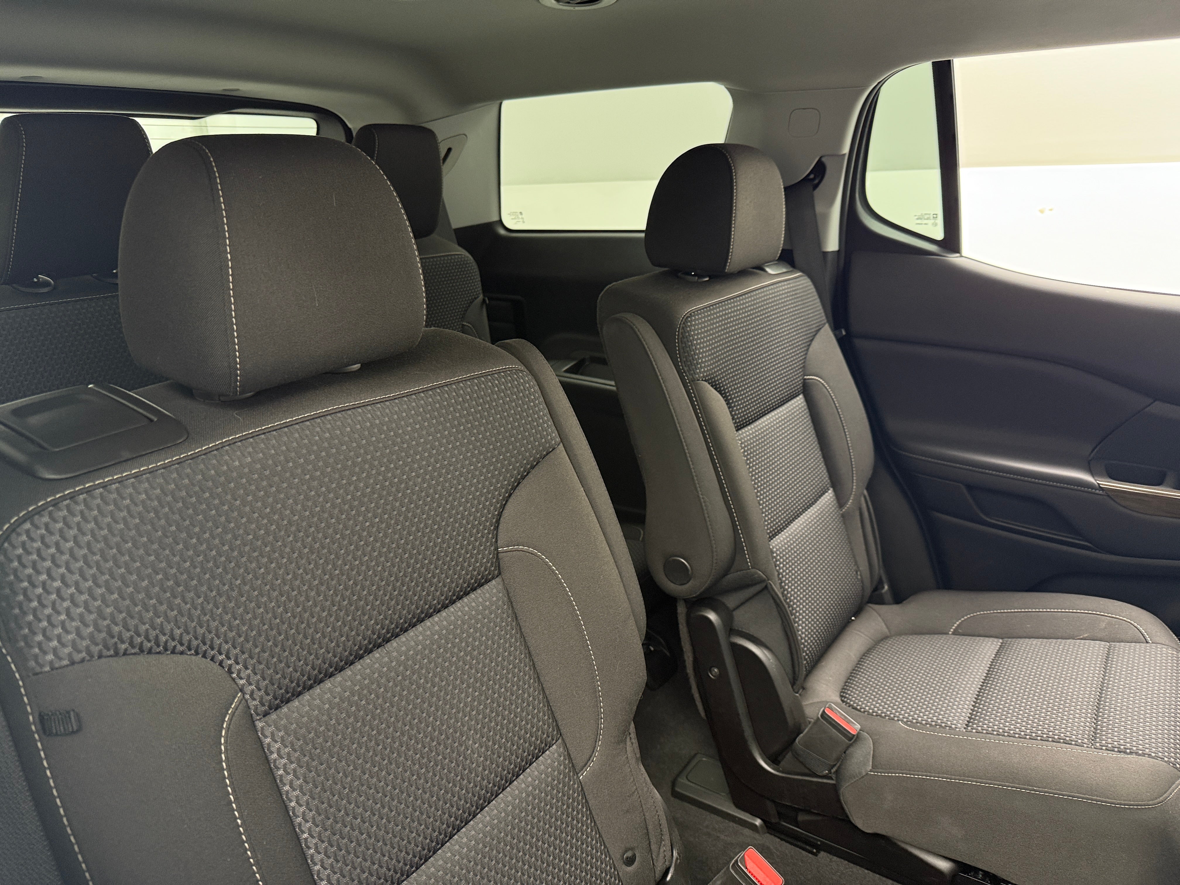 2023 GMC Acadia SLE 6