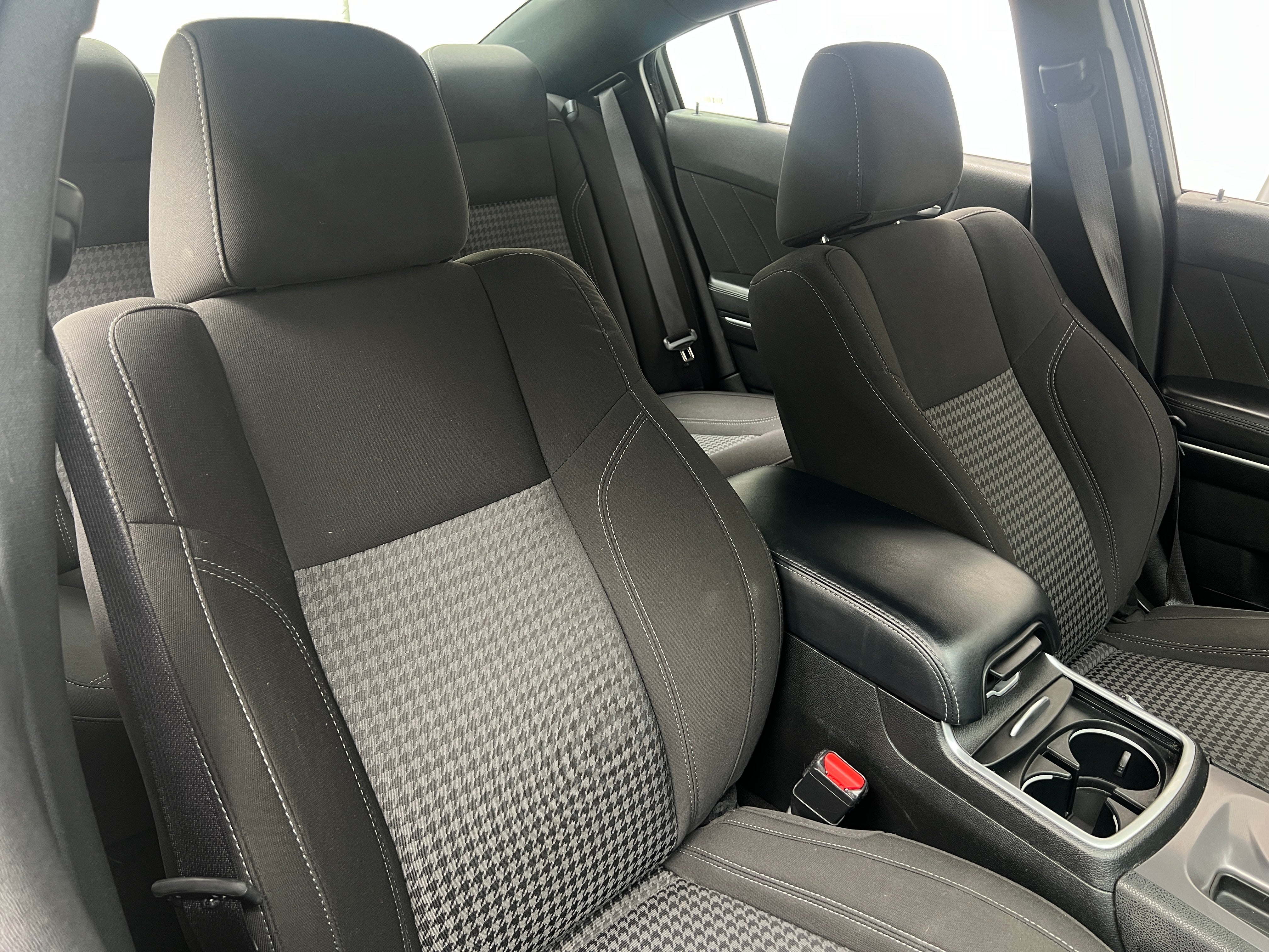 2023 Dodge Charger SXT 2