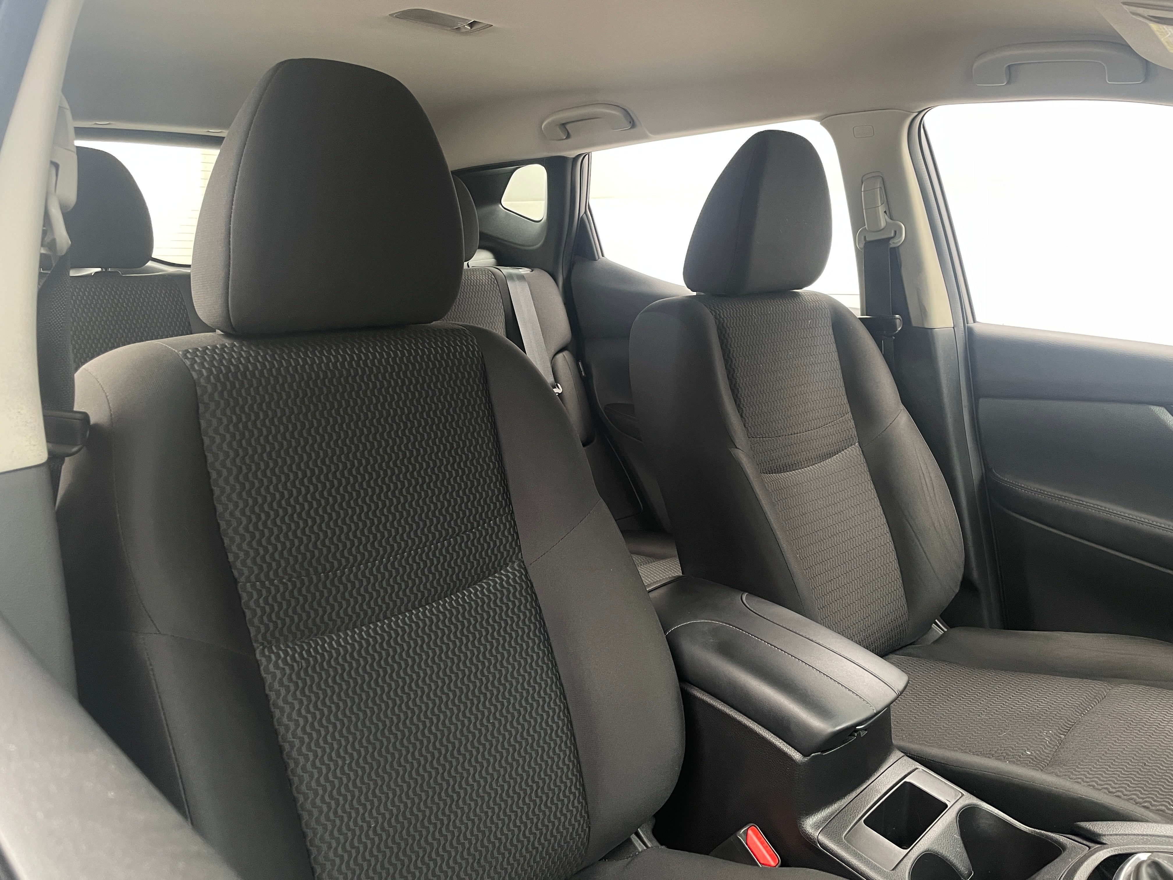 2021 Nissan Rogue Sport S 2