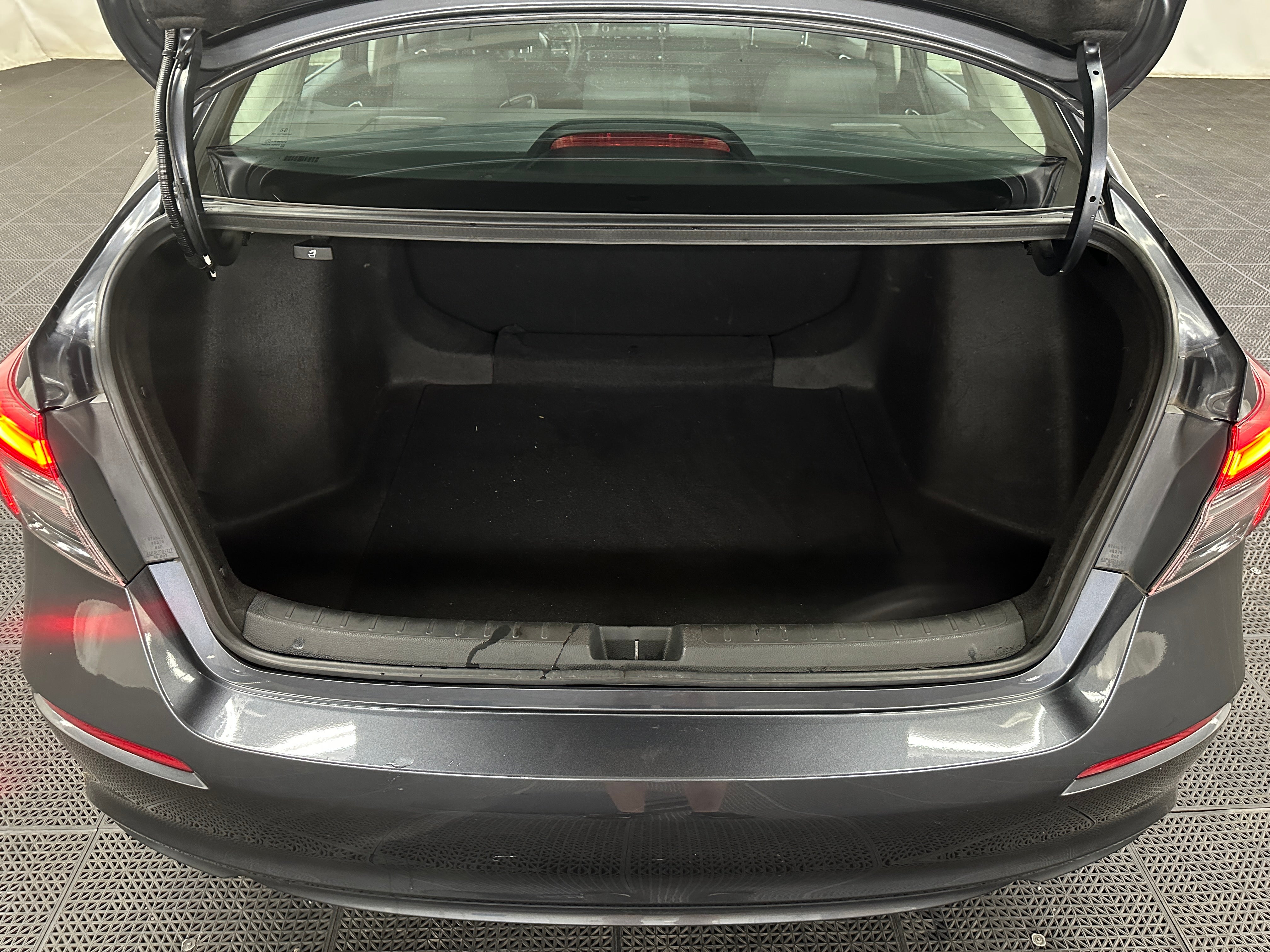 2022 Honda Civic LX 7