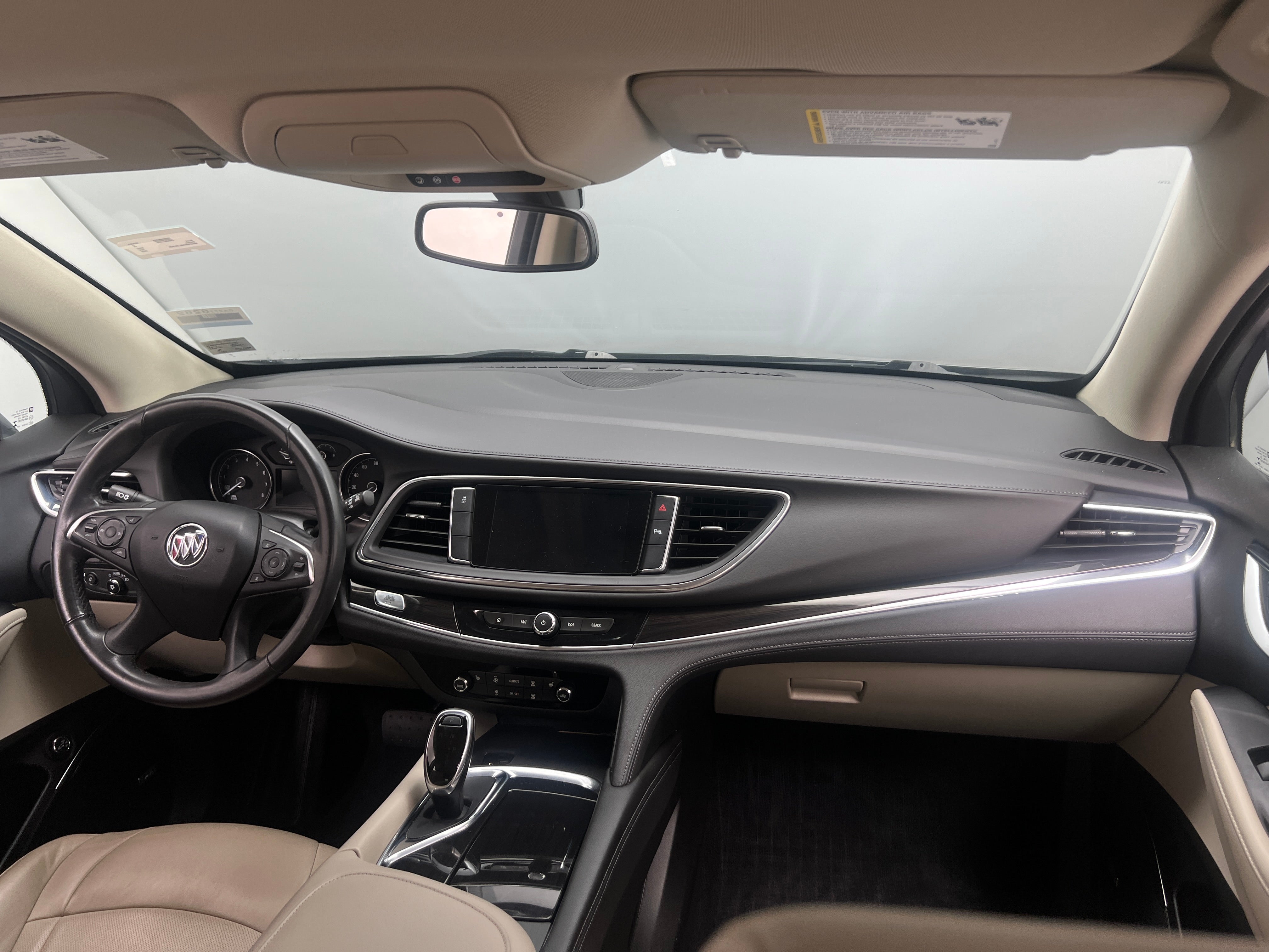 2020 Buick Enclave Essence 2
