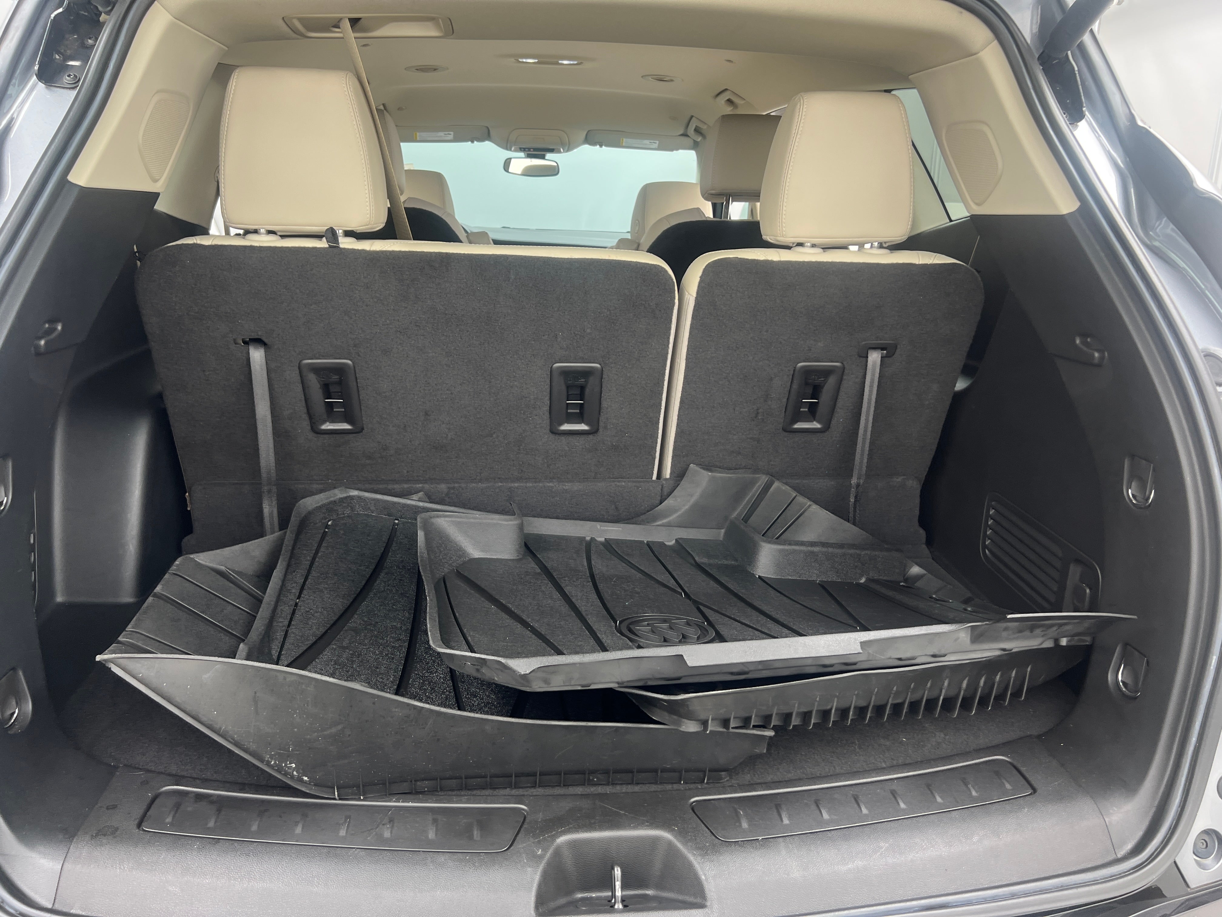 2020 Buick Enclave Essence 6